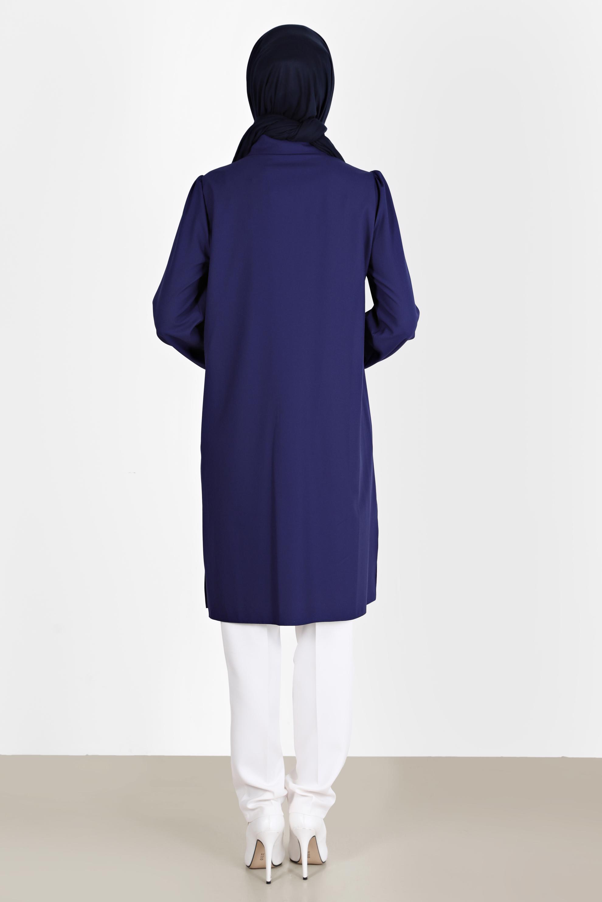 Tesettür giyim LACİVERT TAŞ DETAYLI BOYDAN DÜĞMELİ TUNİK 42528 