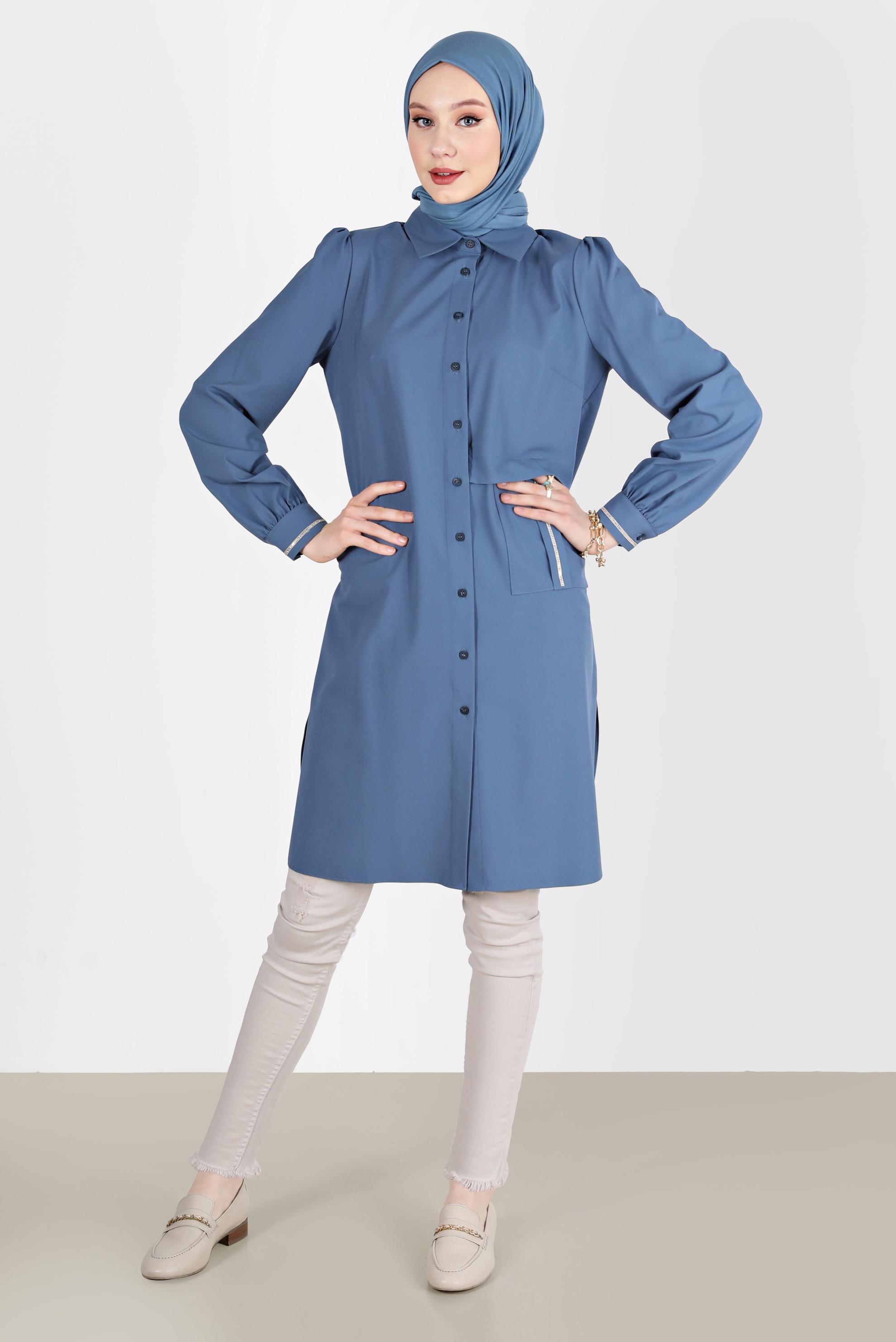 Tesettür giyim MAVİ TAŞ DETAYLI BOYDAN DÜĞMELİ TUNİK 42528 
