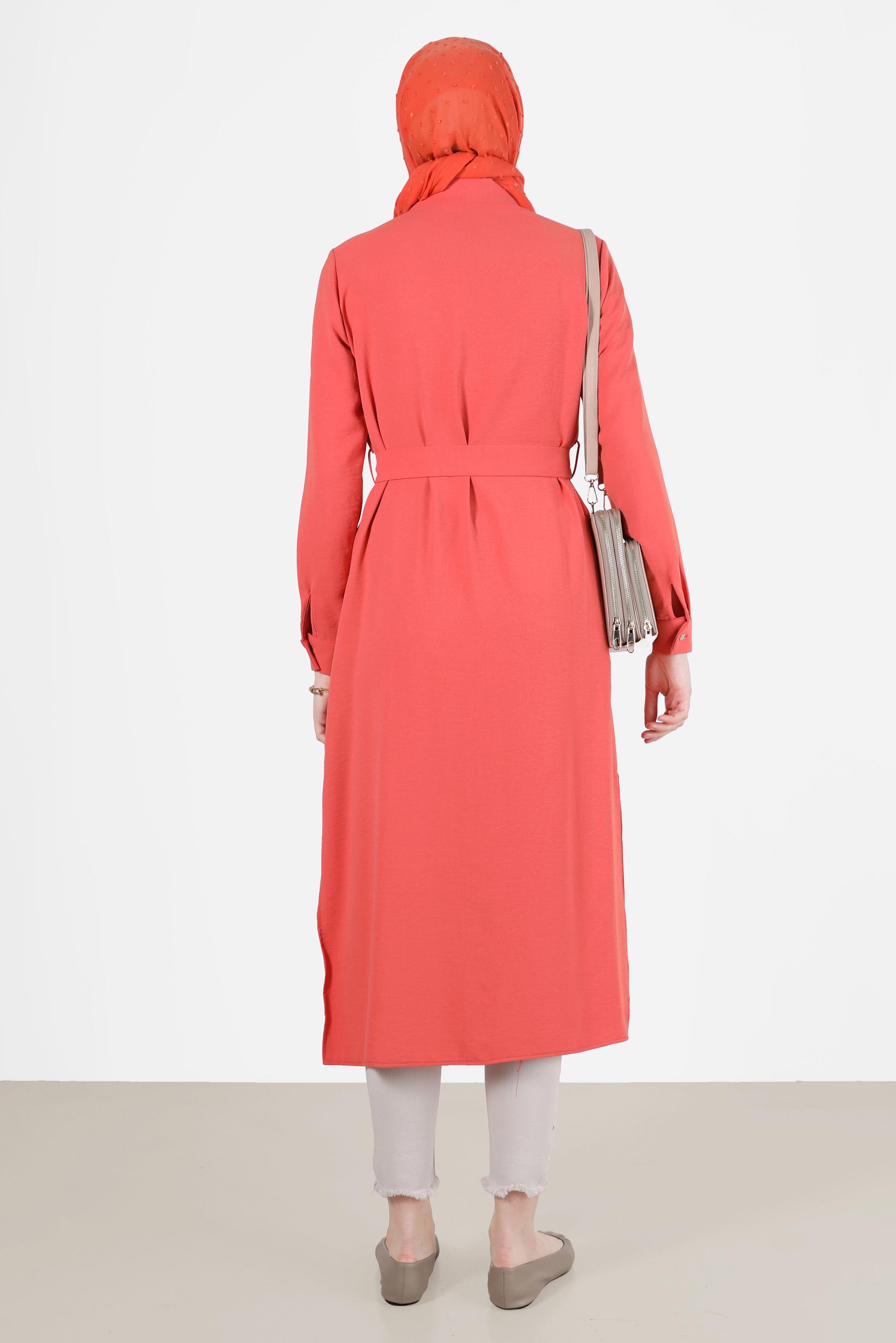 Tesettür giyim MERCAN BOYDAN DÜĞMELİ KUŞAKLI TUNİK 42536