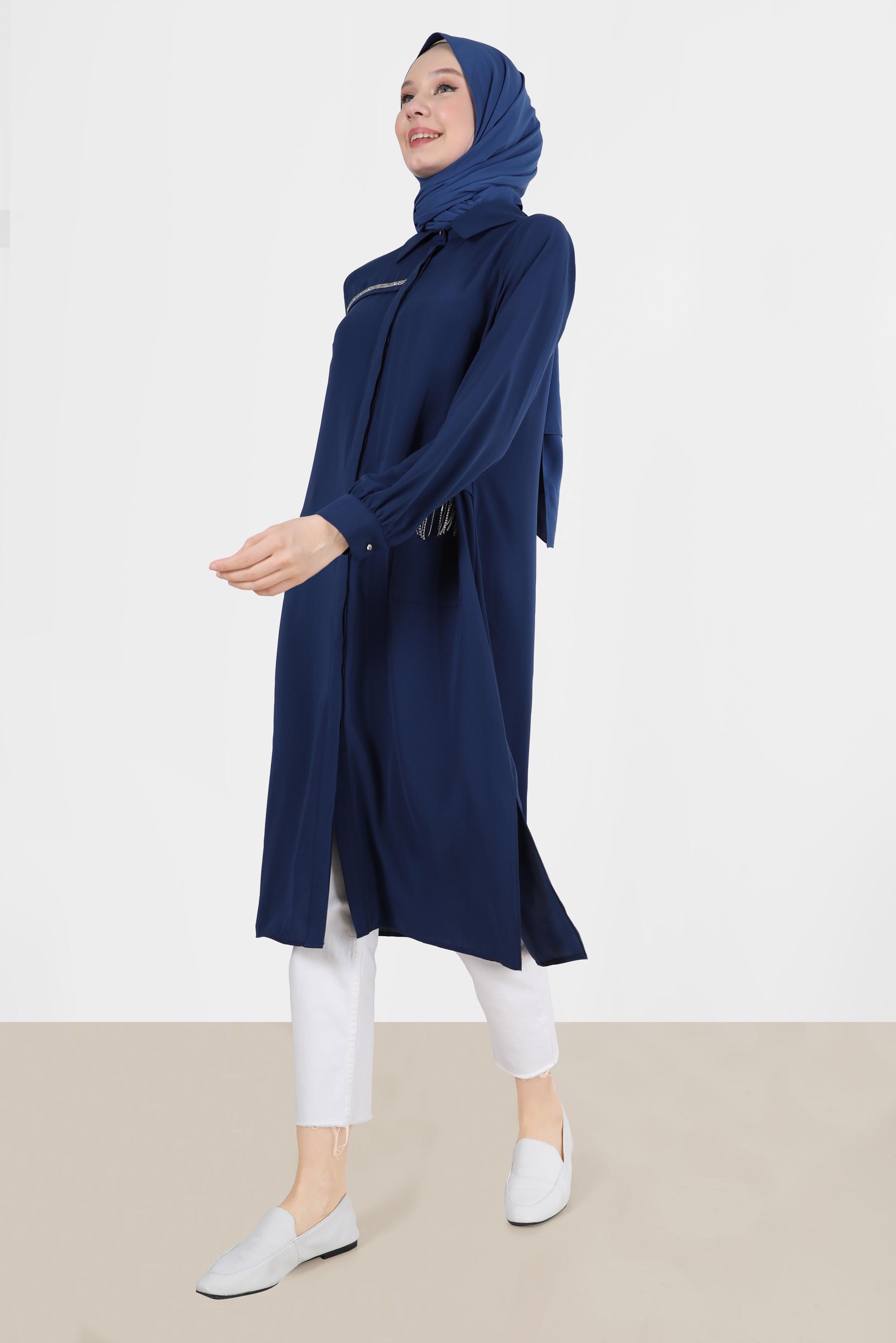 Tesettür giyim LACİVERT TAŞ DETAYLI GİZLİ DÜĞMELİ TUNİK 42544