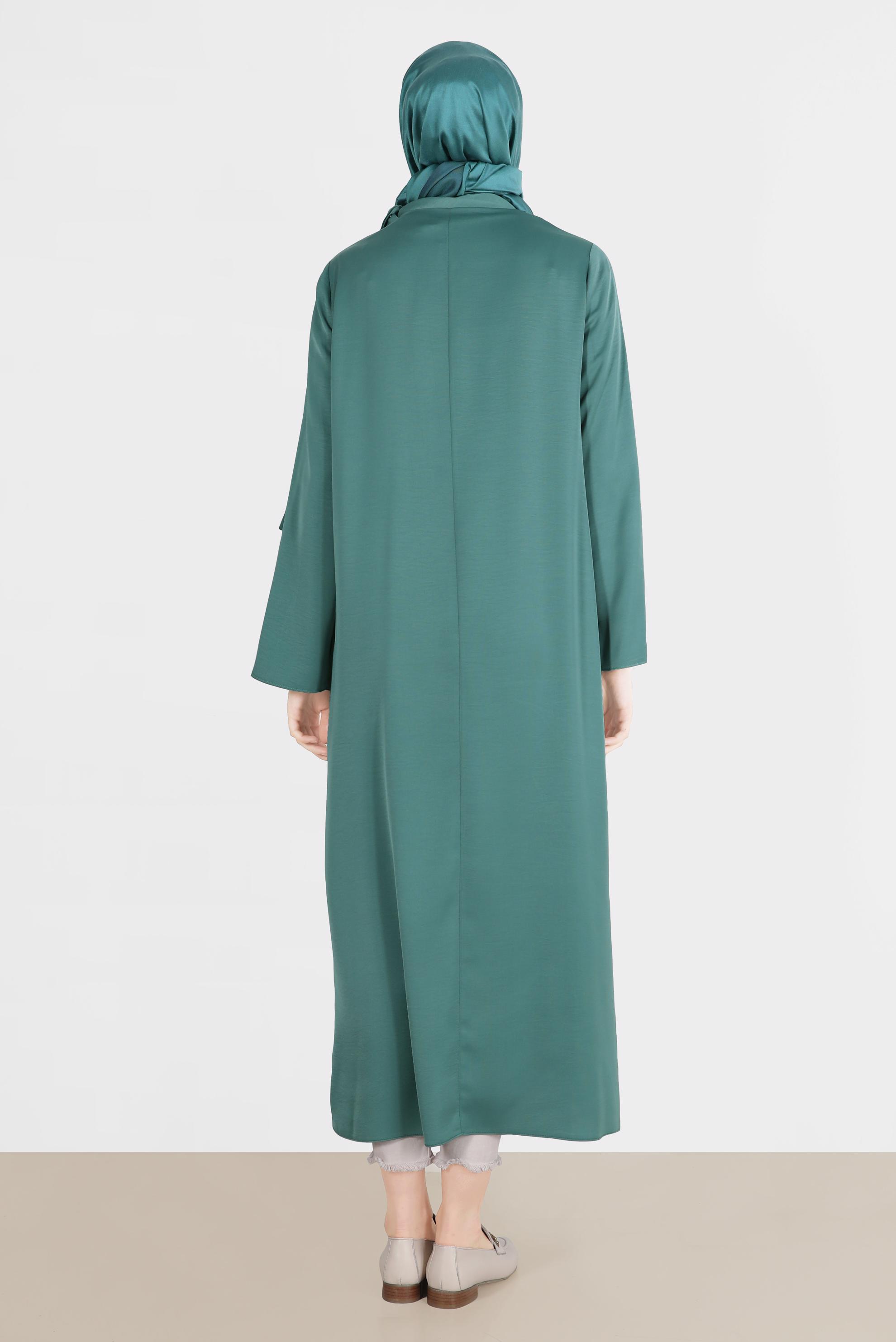 Tesettür giyim YEŞİL BAĞLAMA DETAYLI TAŞLI DÜĞMELİ SATEN TUNİK 42546 