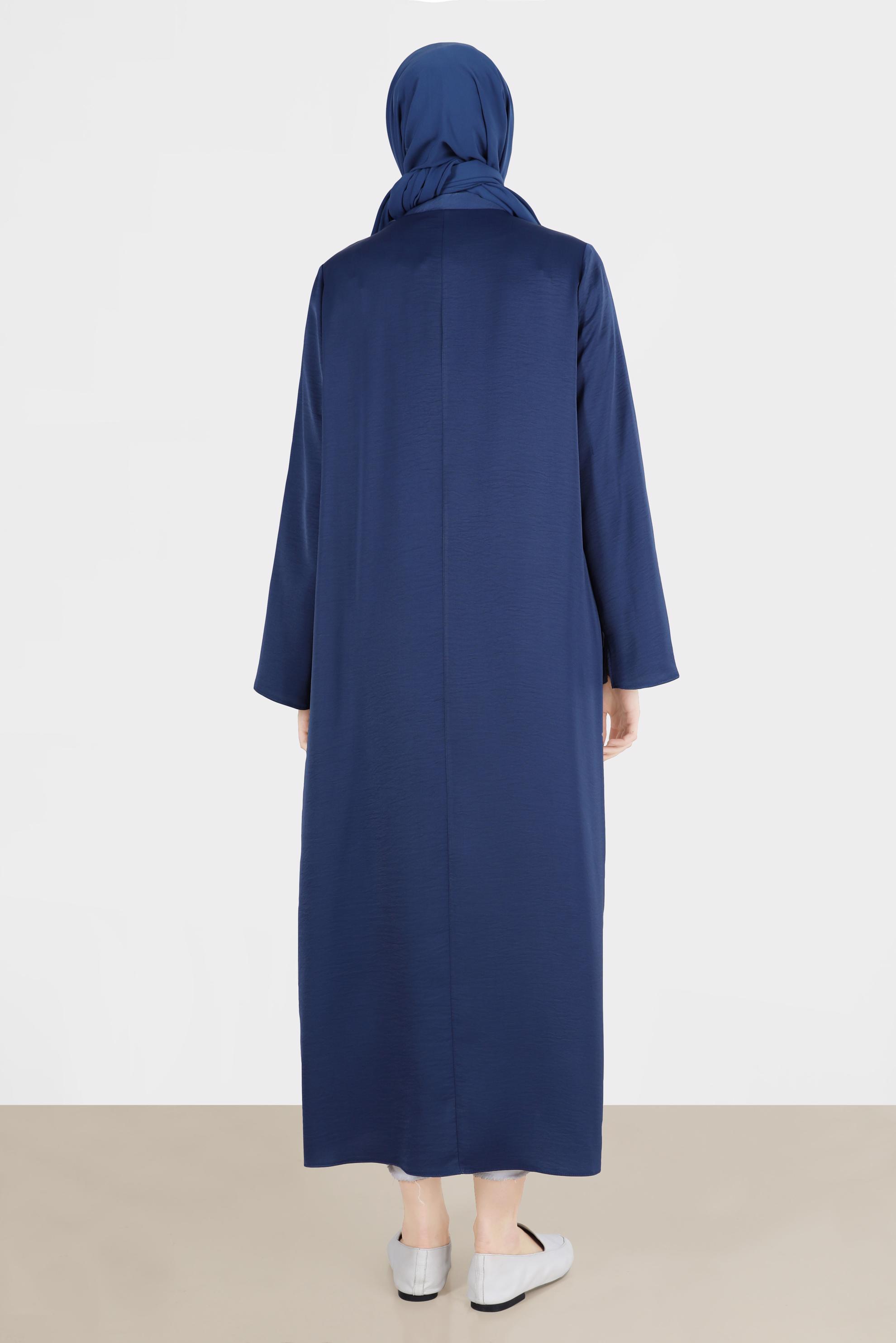 Tesettür giyim LACİVERT BAĞLAMA DETAYLI TAŞLI DÜĞMELİ SATEN TUNİK 42546 