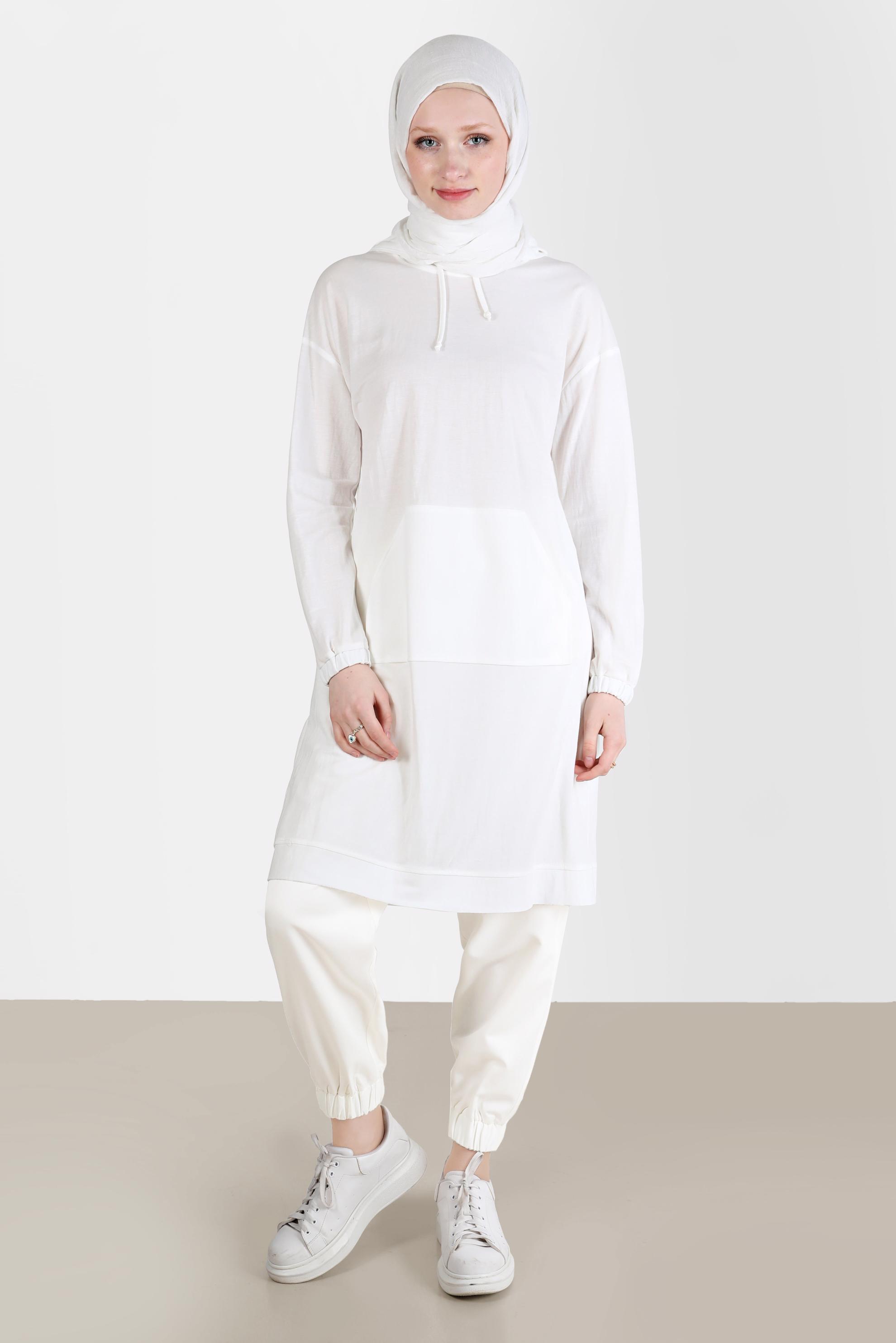 Tesettür giyim BEYAZ CEPLİ KAPÜŞONLU TUNİK 42557 