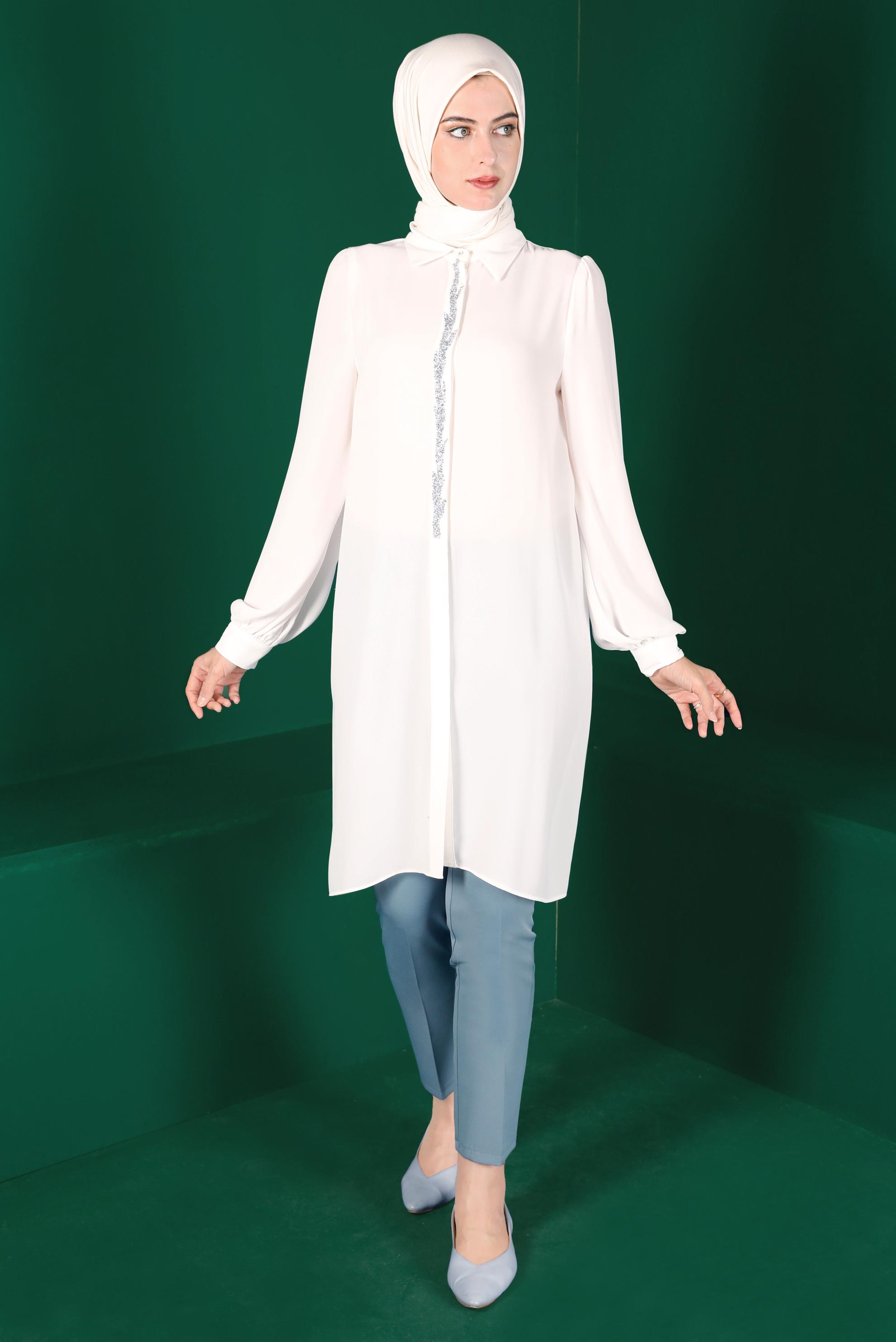 Tesettür giyim BEYAZ TAŞLI GİZLİ DÜĞMELİ TUNİK 42562 