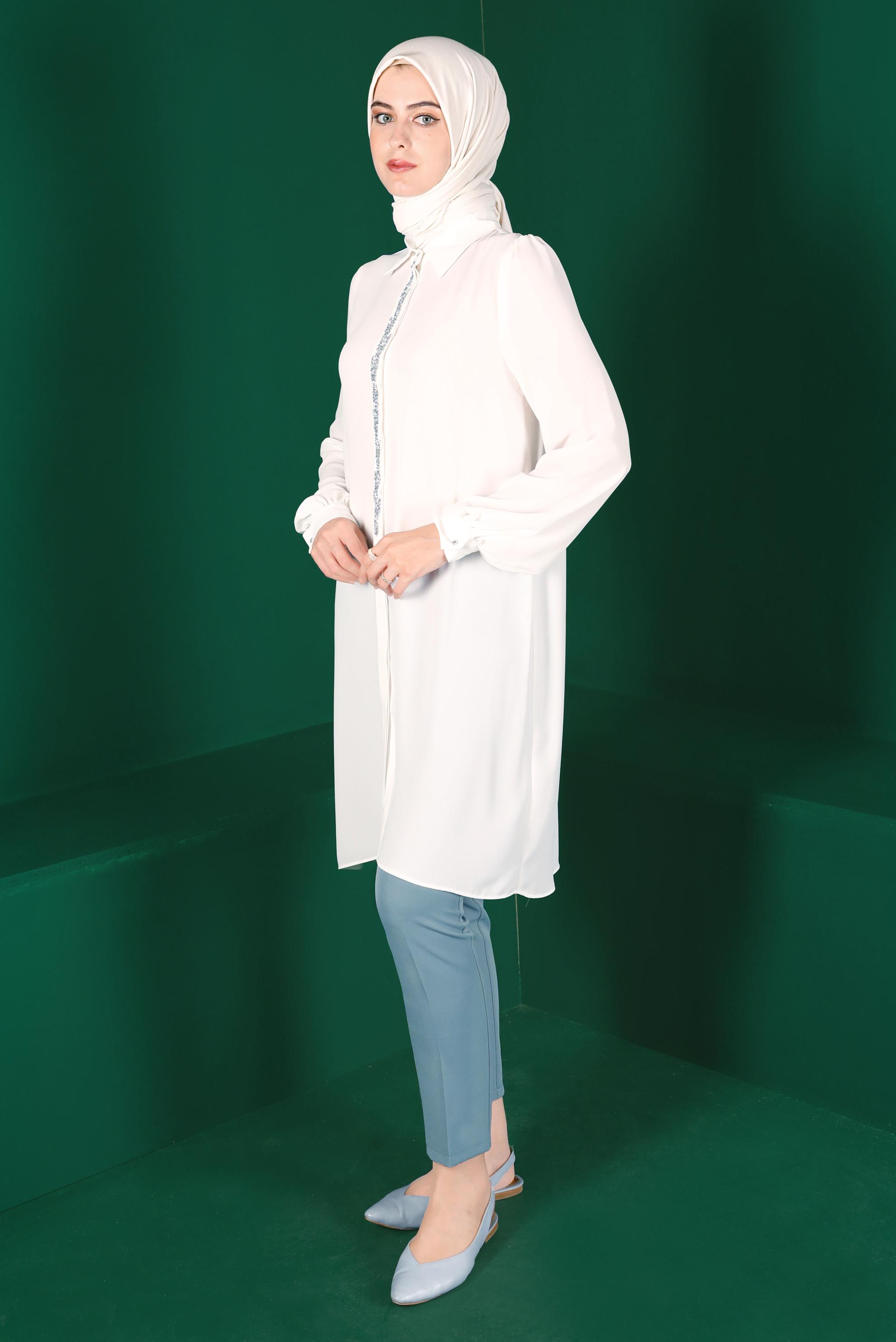 Tesettür giyim BEYAZ TAŞLI GİZLİ DÜĞMELİ TUNİK 42562 