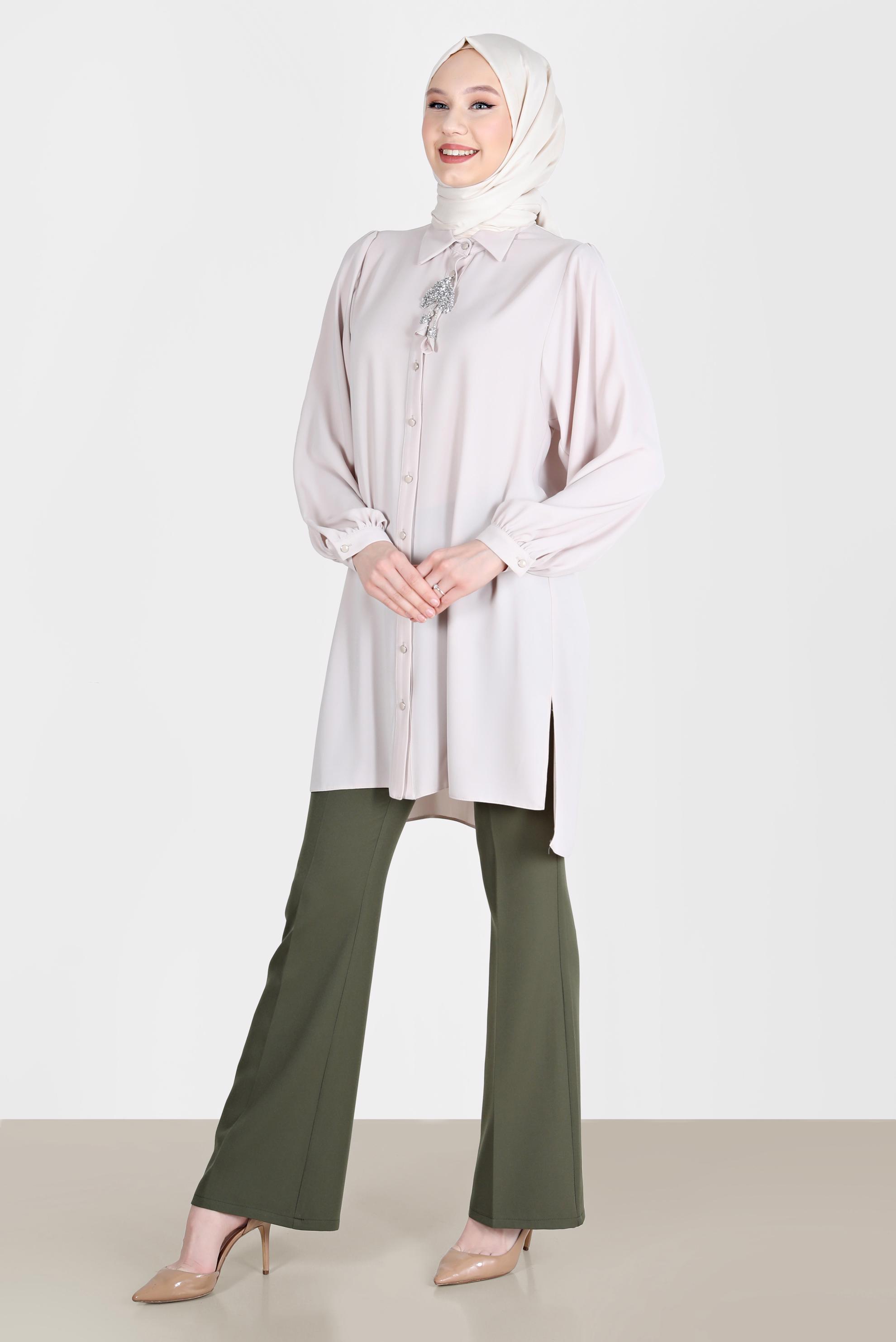 Tesettür giyim BEJ BOYDAN DÜĞMELİ ERKEK YAKA TUNİK 42563 