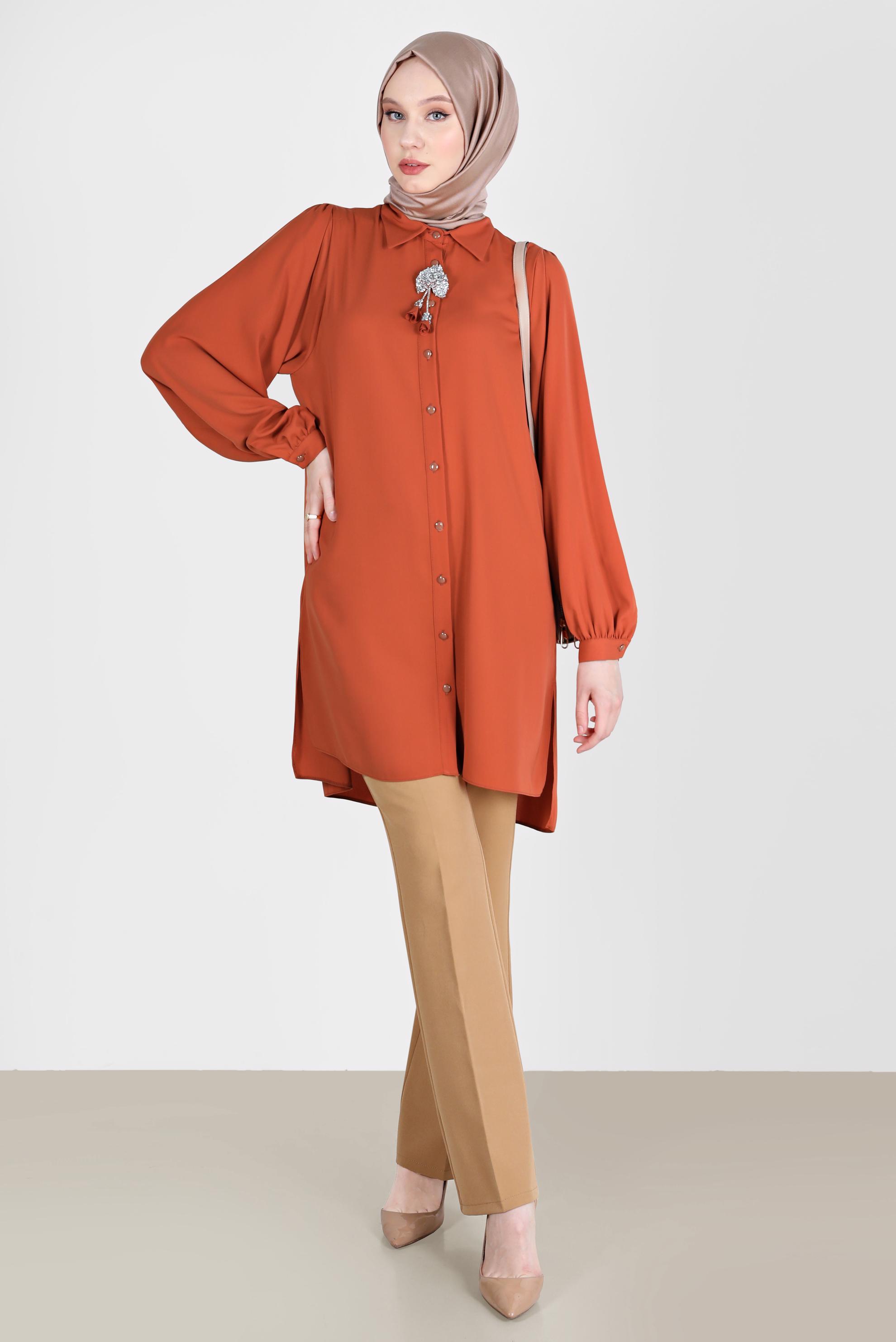 Tesettür giyim TABA BOYDAN DÜĞMELİ ERKEK YAKA TUNİK 42563 