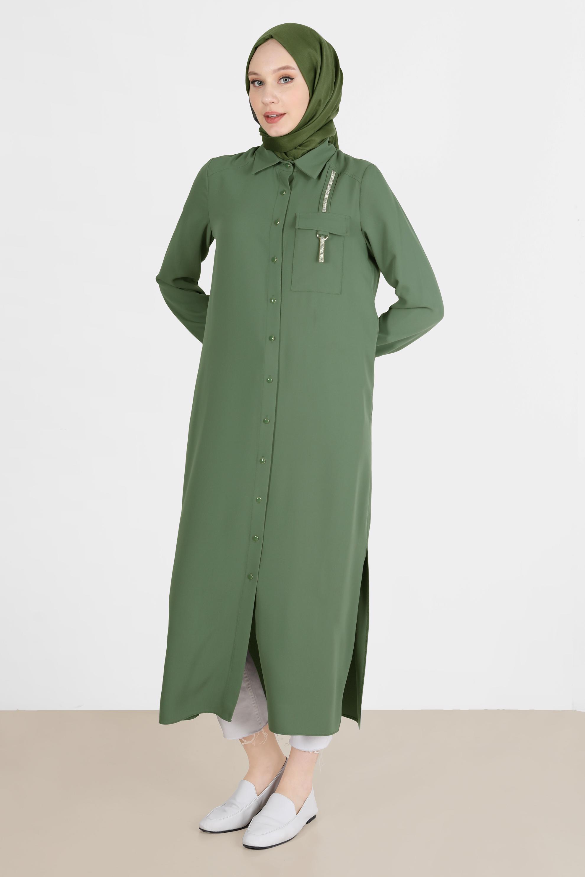 Tesettür giyim HAKİ PARLAK ŞERİT DETAYLI DÜĞMELİ TUNİK 42576 