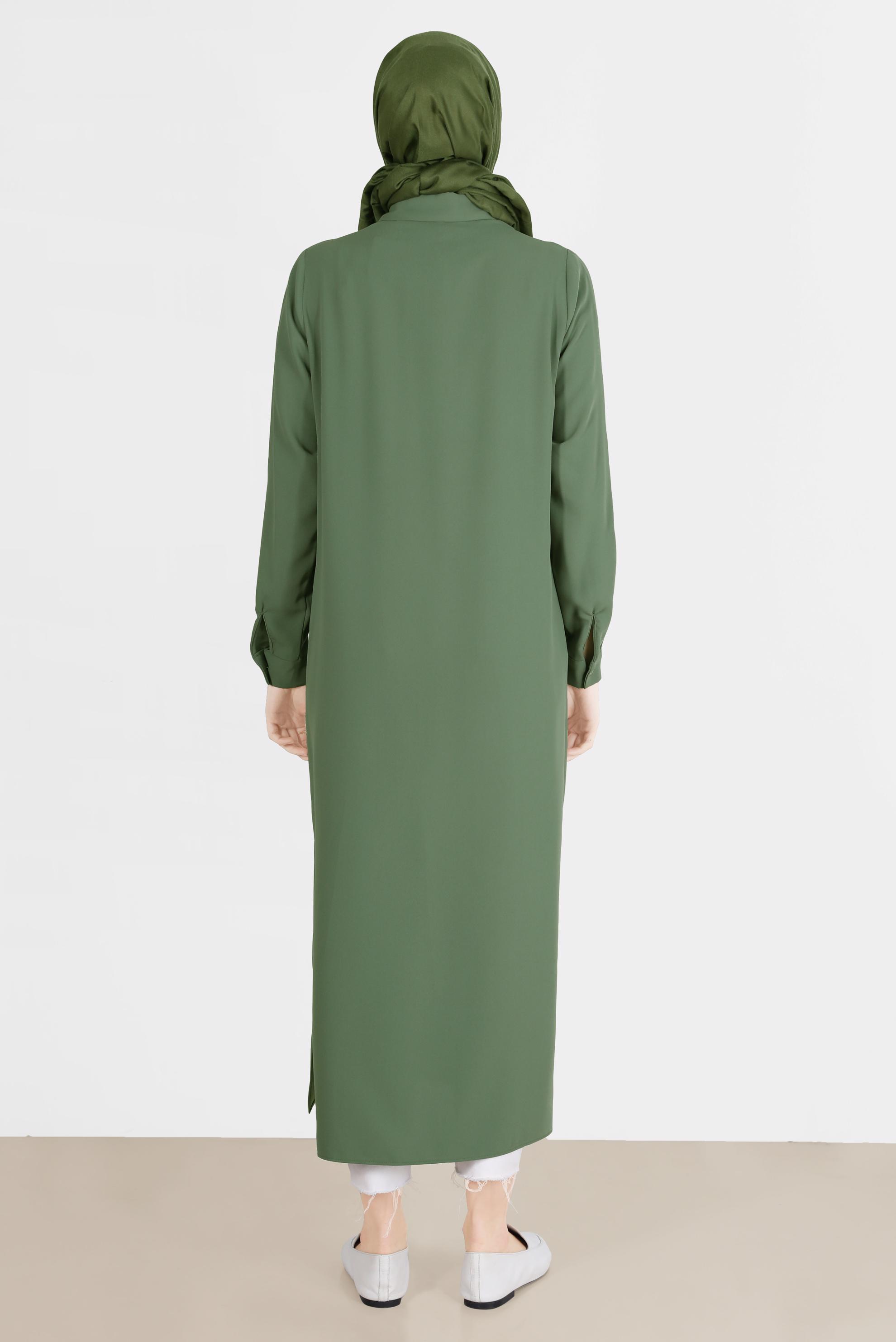 Tesettür giyim HAKİ PARLAK ŞERİT DETAYLI DÜĞMELİ TUNİK 42576 