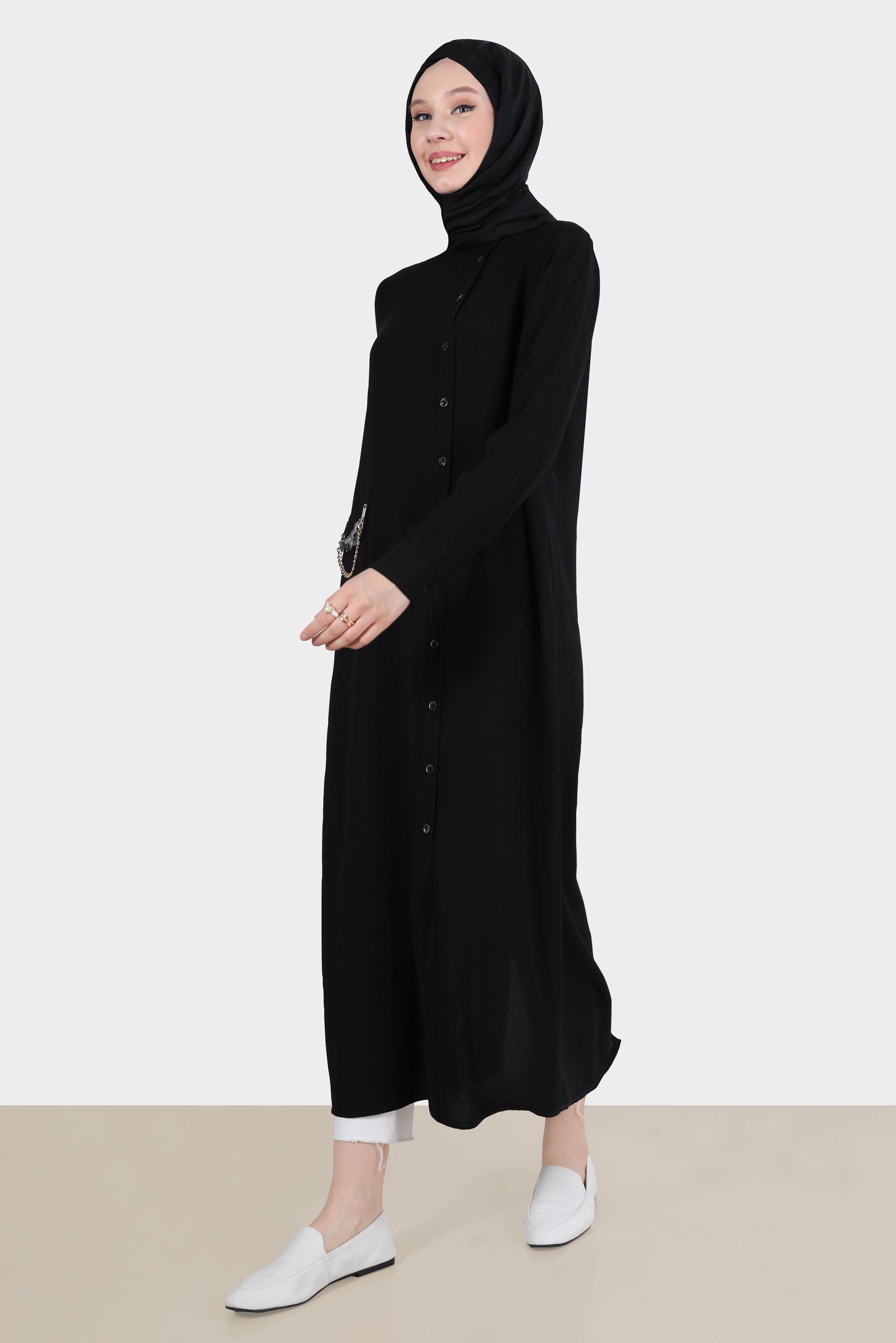 Tesettür giyim SİYAH ZİNCİR DETAYLI KREP TUNİK 42579 