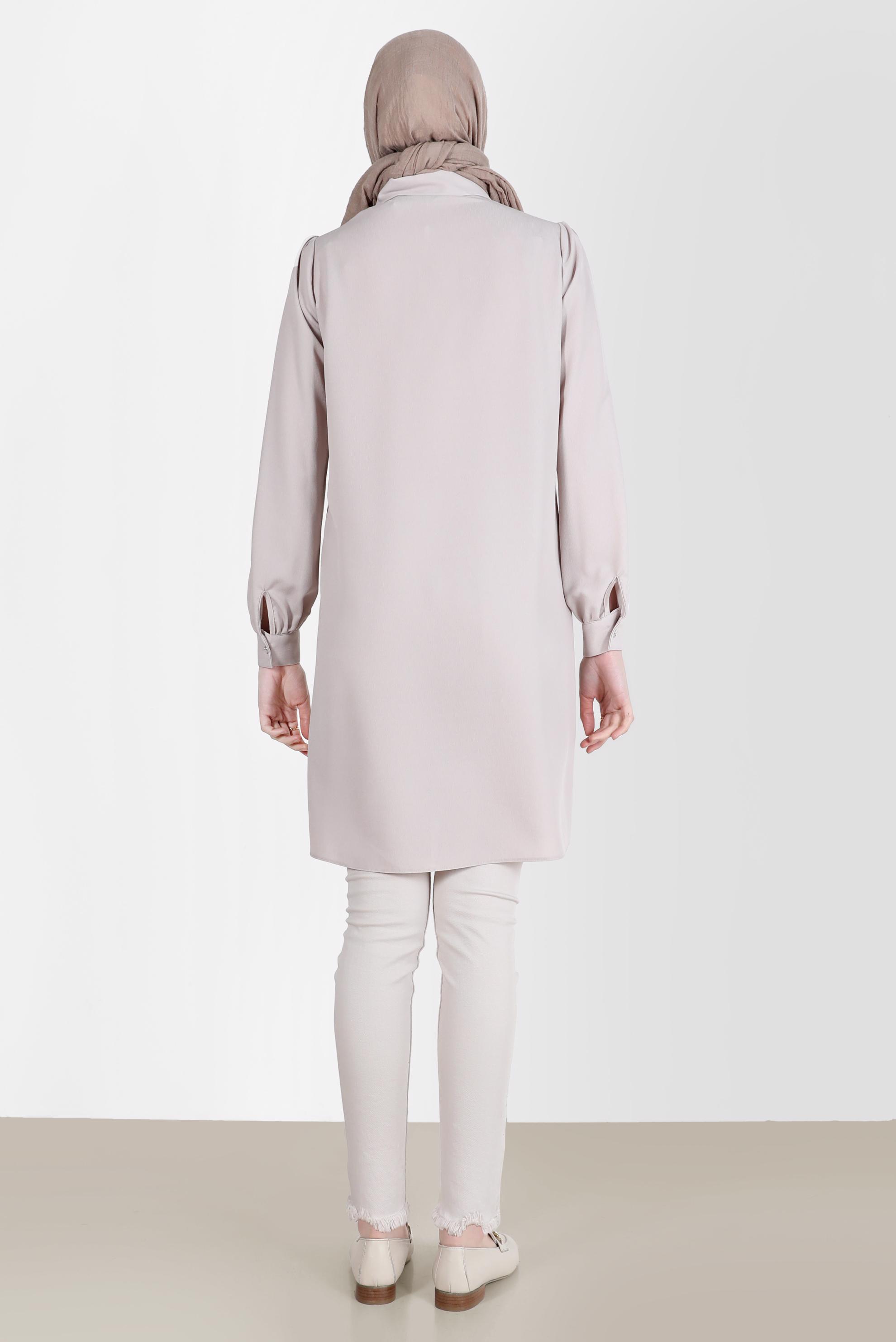 Tesettür giyim BEJ YAKASI NAKIŞLI PÜSKÜL DETAYLI TUNİK 42582 