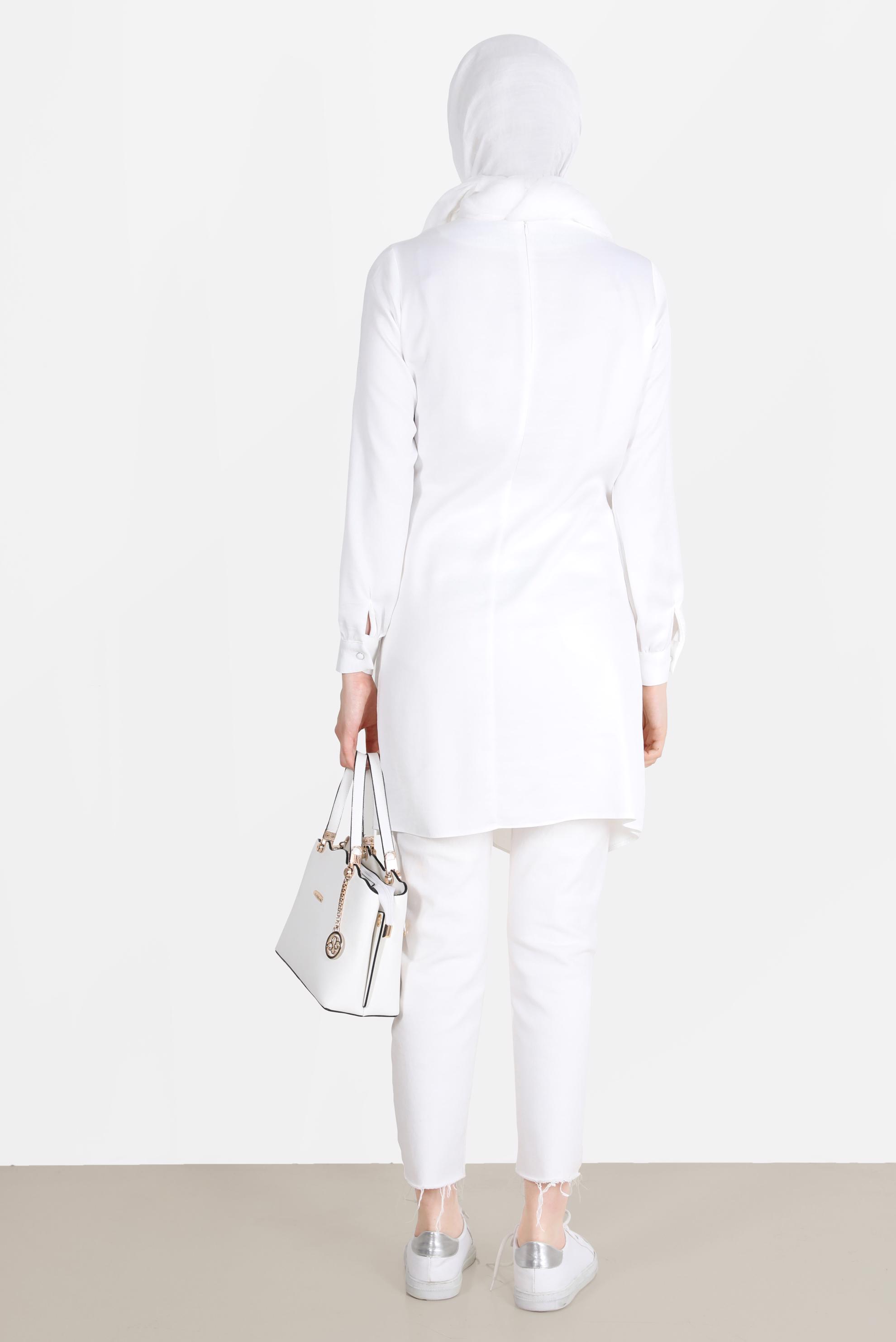 Tesettür giyim BEYAZ BAĞLAMA DETAYLI ARKADAN FERMUARLI TUNİK 42585 