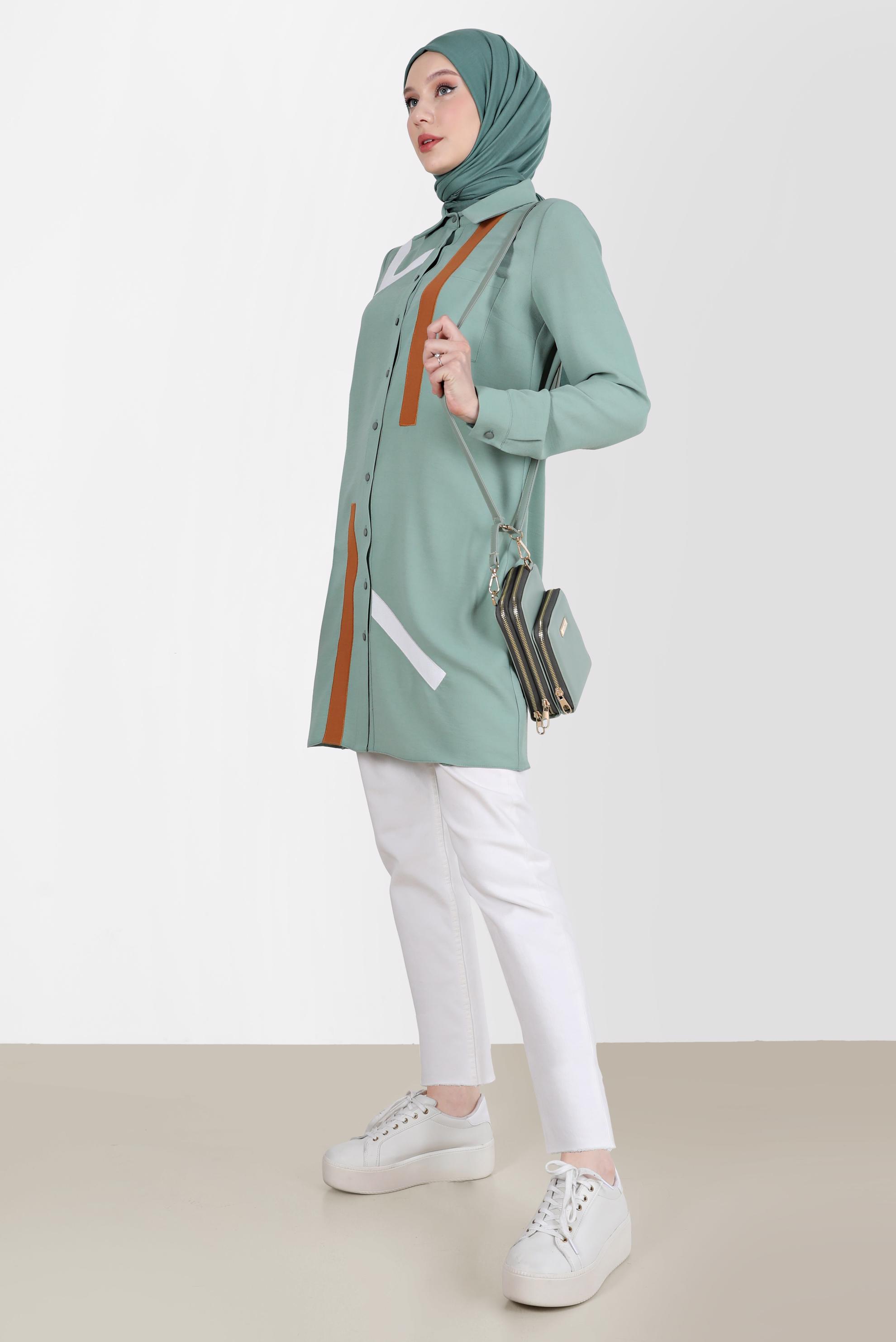 Tesettür giyim YEŞİL GEOMETRİK ŞEKİL DETAYLI TUNİK 42602 