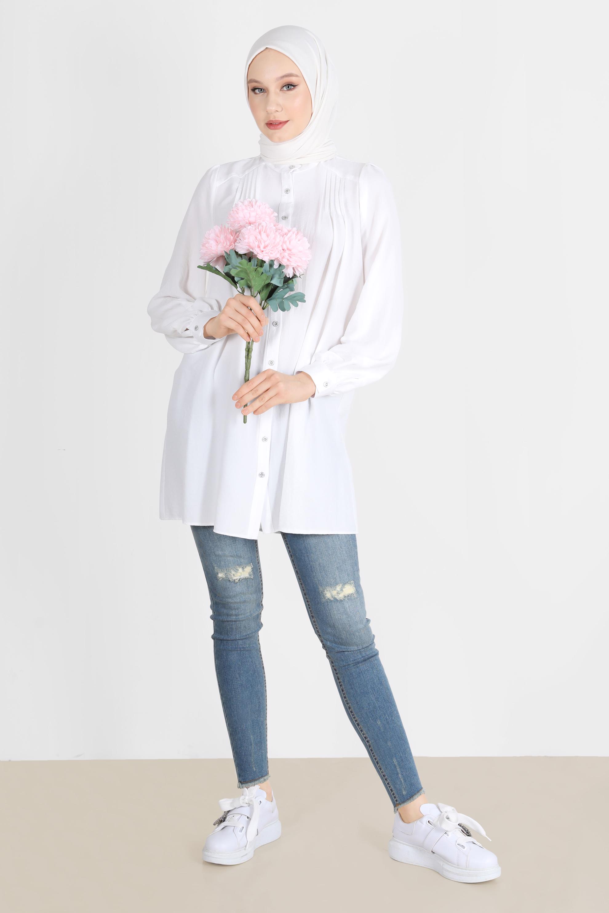 Tesettür giyim BEYAZ NERVÜR DETAYLI BOYDAN DÜĞMELİ TUNİK 42616 