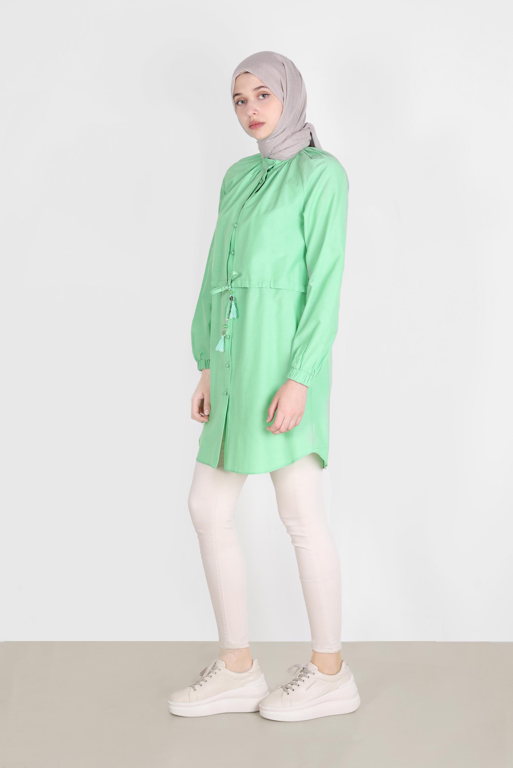 Tesettür giyim YEŞİL BELİ BÜZGÜLÜ DÜĞMELİ PAMUKLU TUNİK 42636 