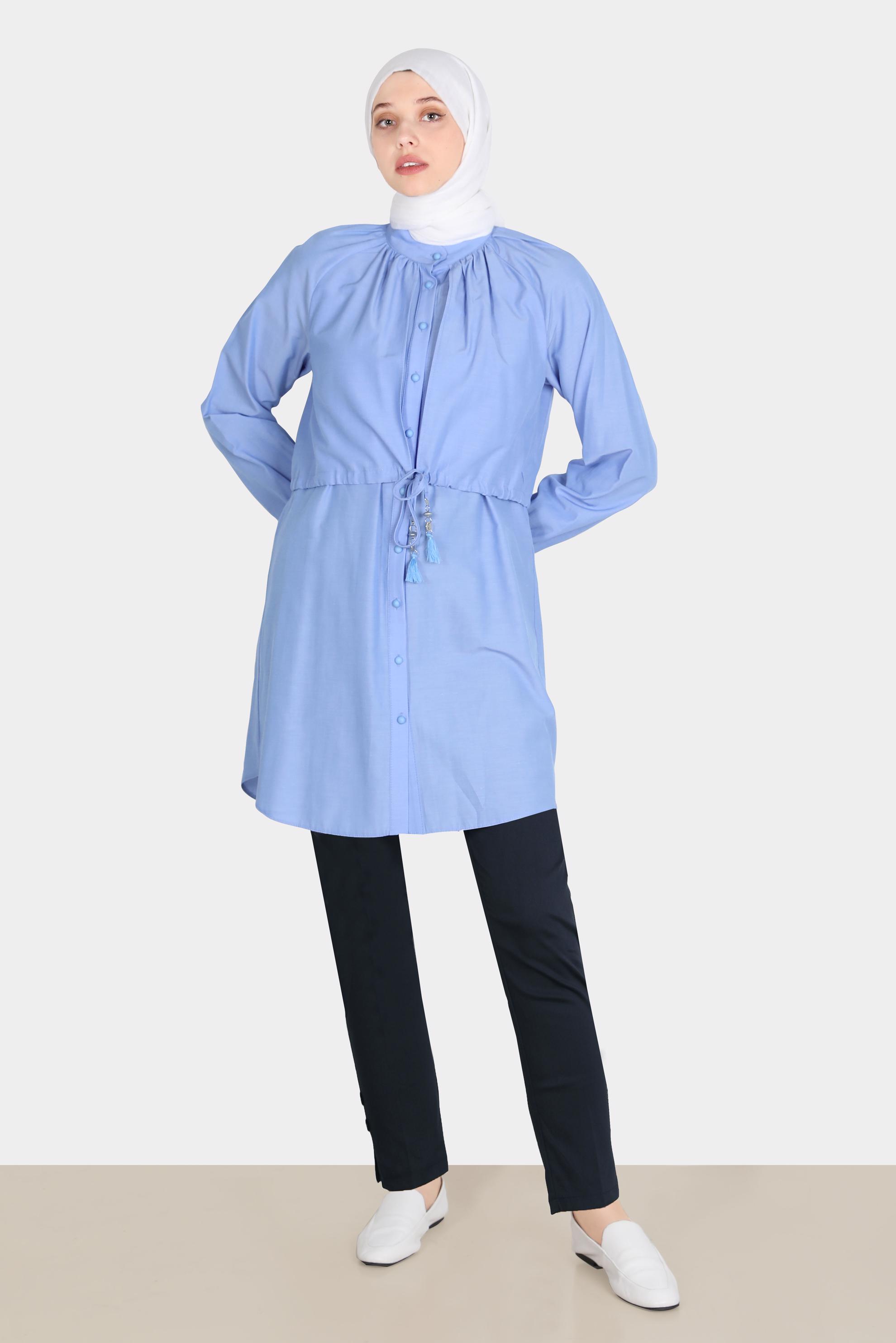 Tesettür giyim MAVİ BELİ BÜZGÜLÜ DÜĞMELİ PAMUKLU TUNİK 42636 