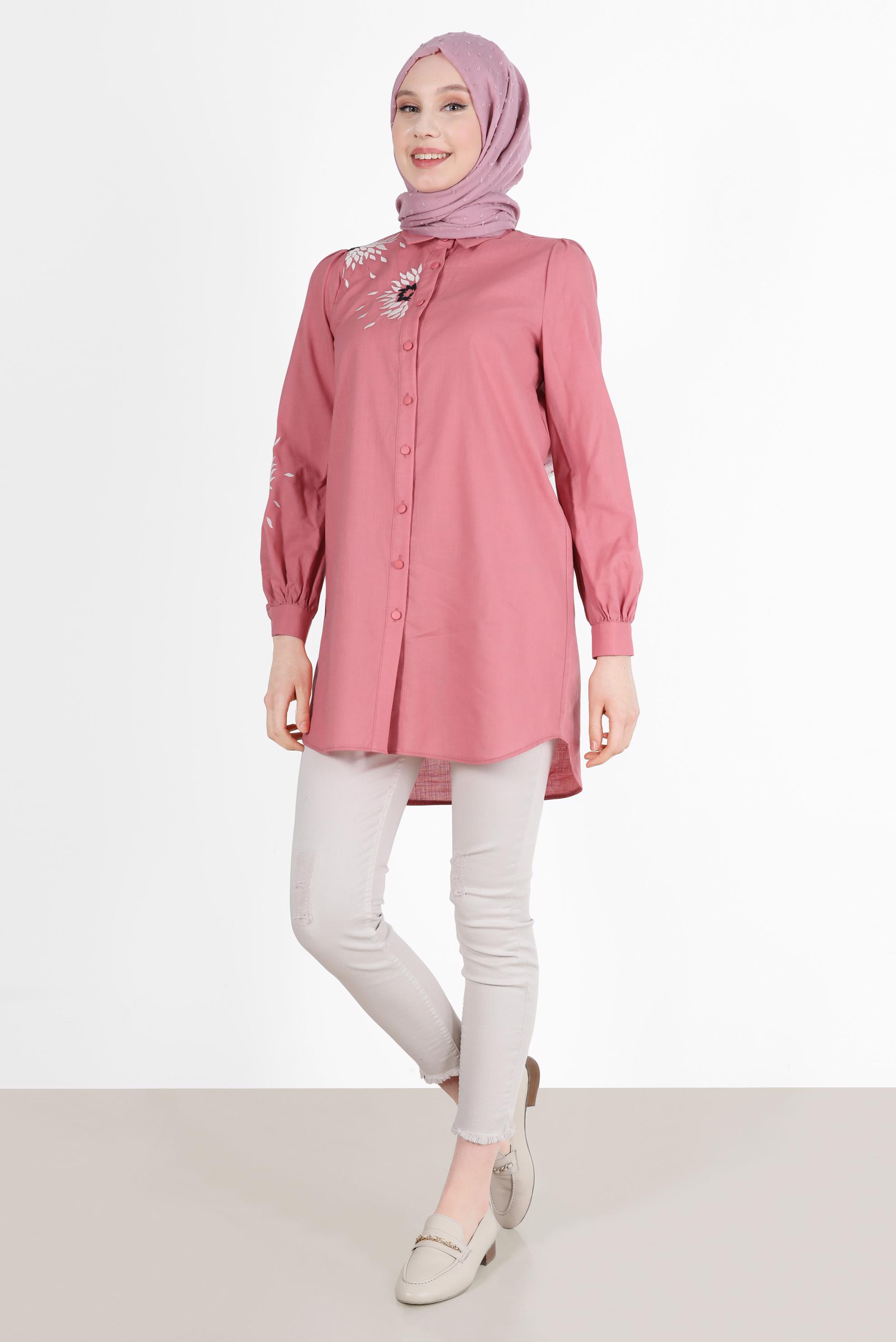 Tesettür giyim MERCAN NAKIŞ DETAYLI BOYDAN DÜĞMELİ PAMUKLU TUNİK 42638 