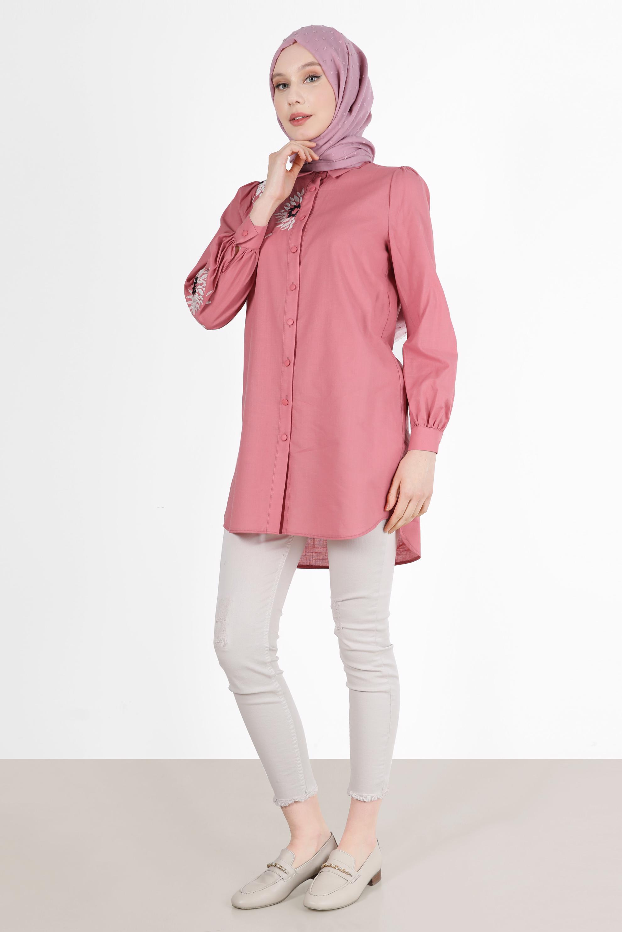 Tesettür giyim MERCAN NAKIŞ DETAYLI BOYDAN DÜĞMELİ PAMUKLU TUNİK 42638 