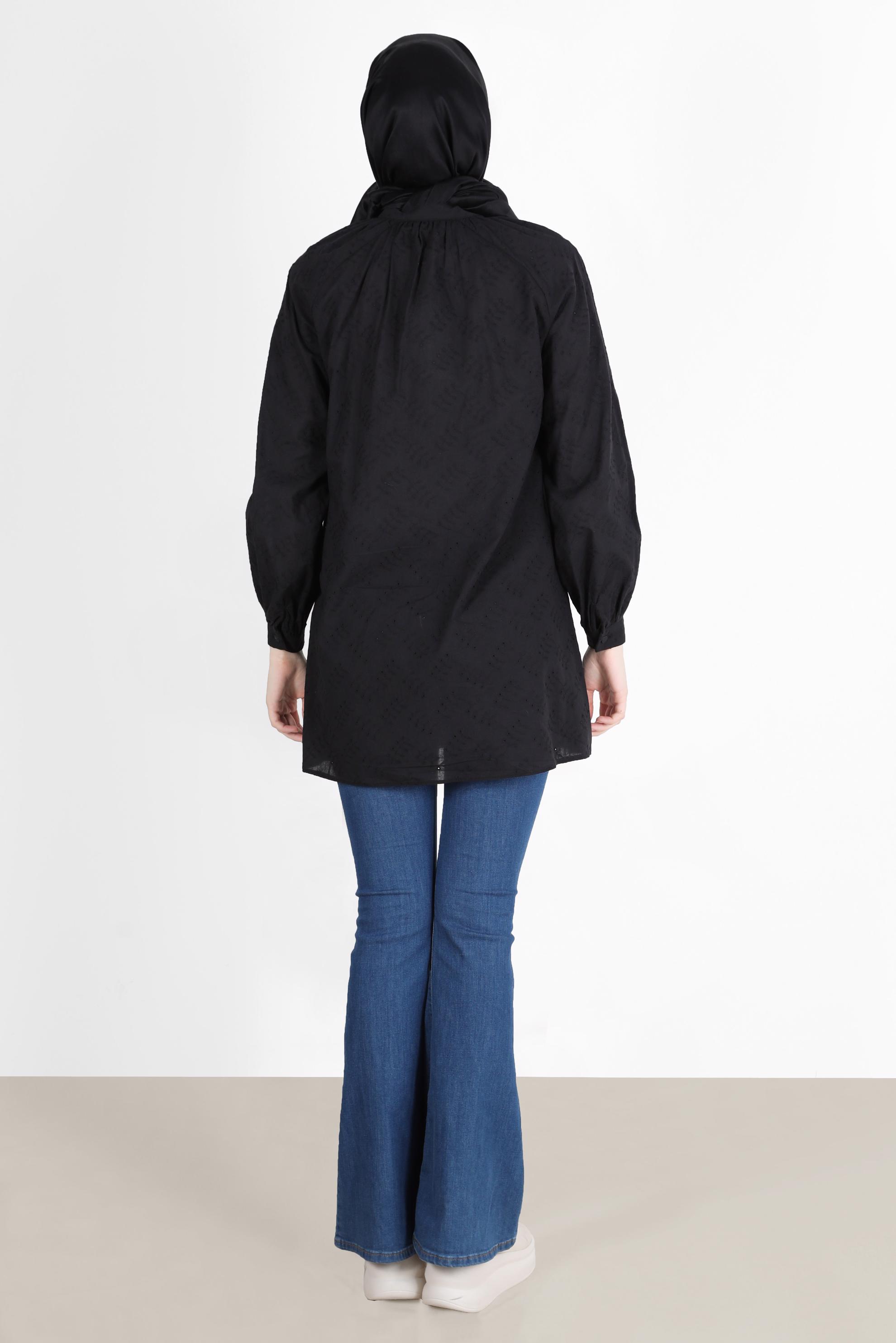 Tesettür giyim SİYAH BAĞLAMA DETAYLI DÜĞMELİ FİSTOLU PAMUKLU TUNİK 42682