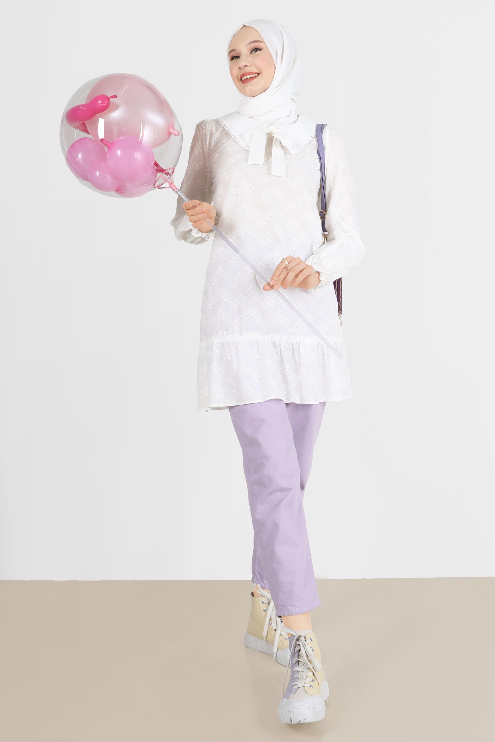 Tesettür giyim BEYAZ YAKA DETAYLI FİSTOLU PAMUKLU TUNİK 42684 