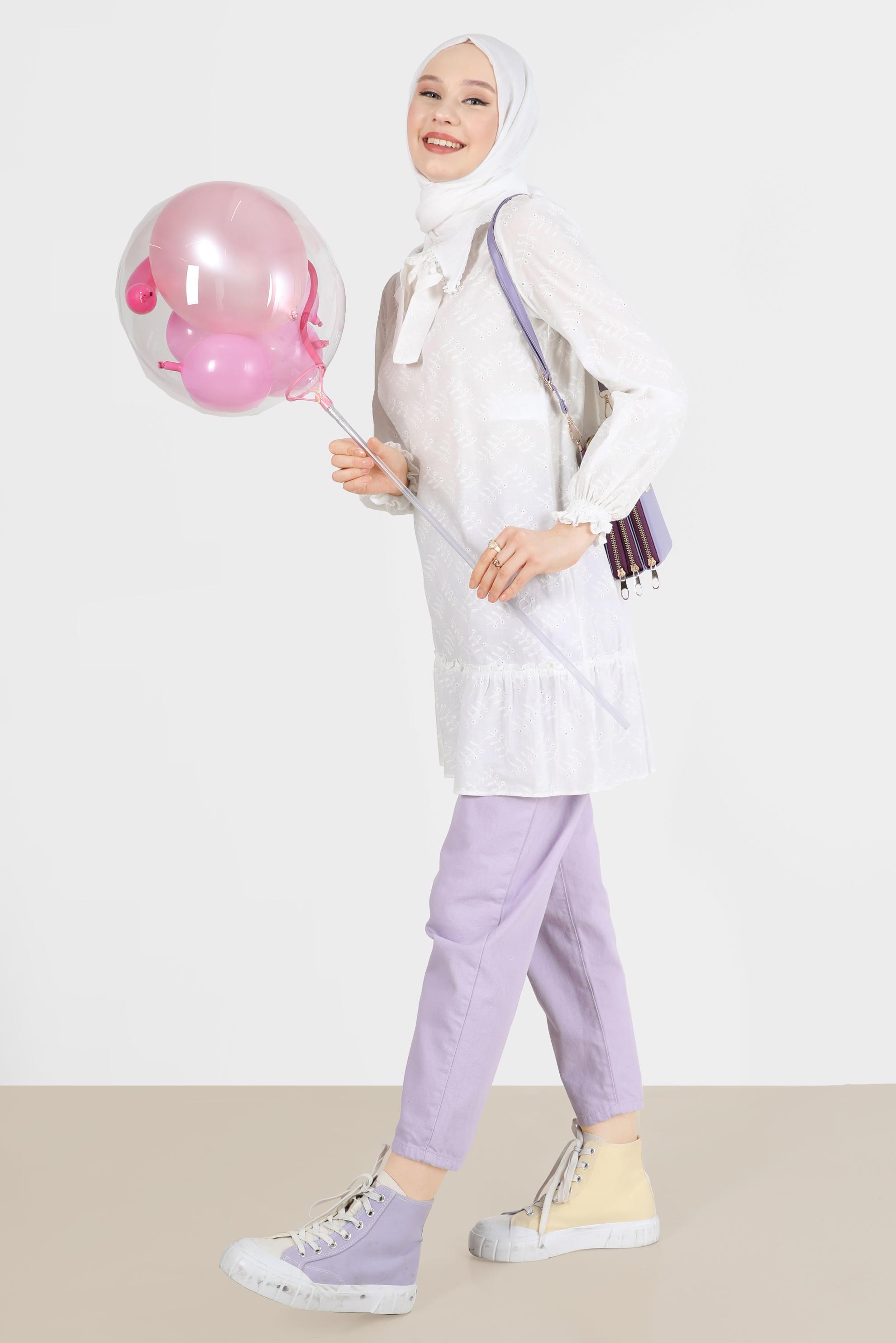 Tesettür giyim BEYAZ YAKA DETAYLI FİSTOLU PAMUKLU TUNİK 42684 