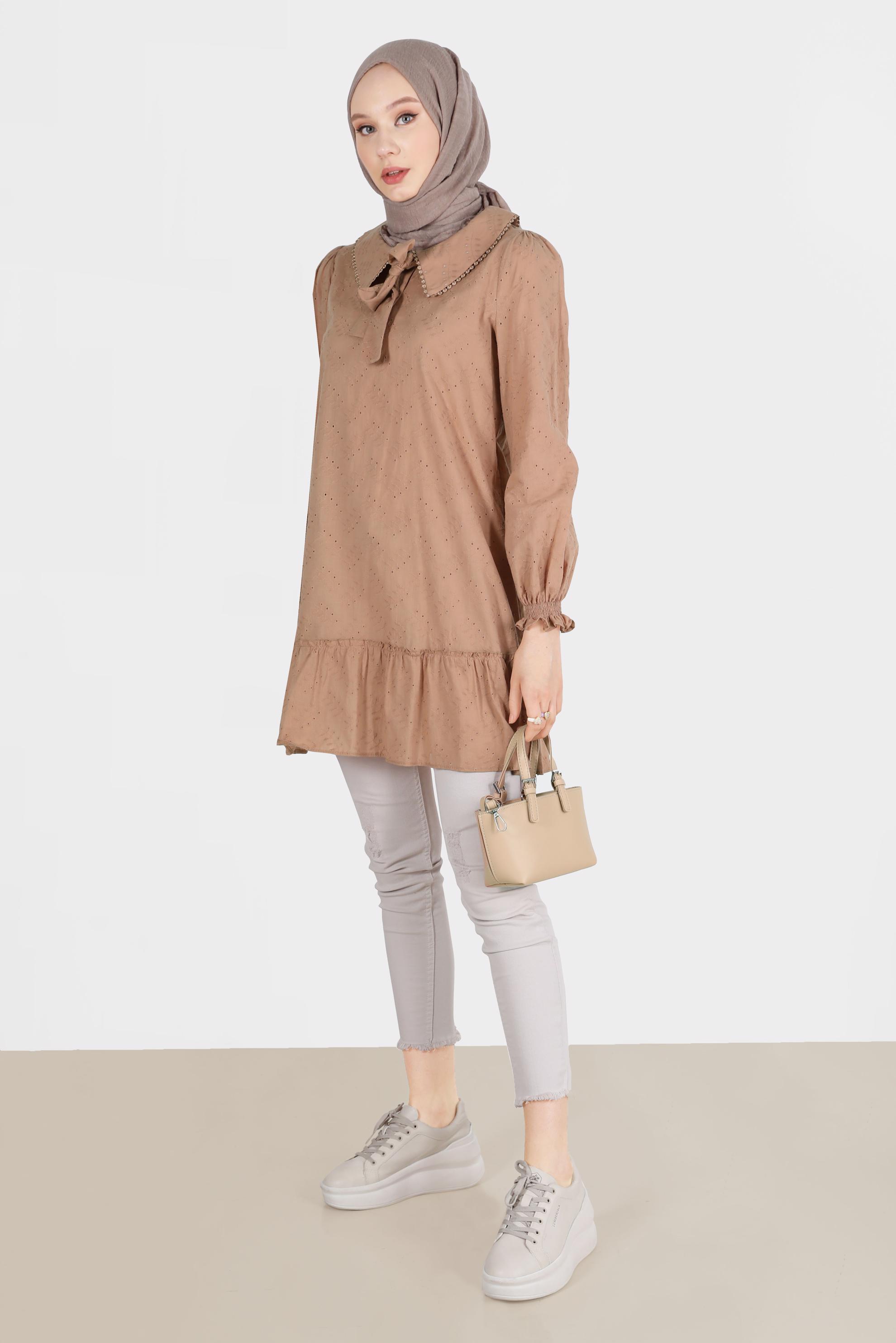 Tesettür giyim KAHVE YAKA DETAYLI FİSTOLU PAMUKLU TUNİK 42684 