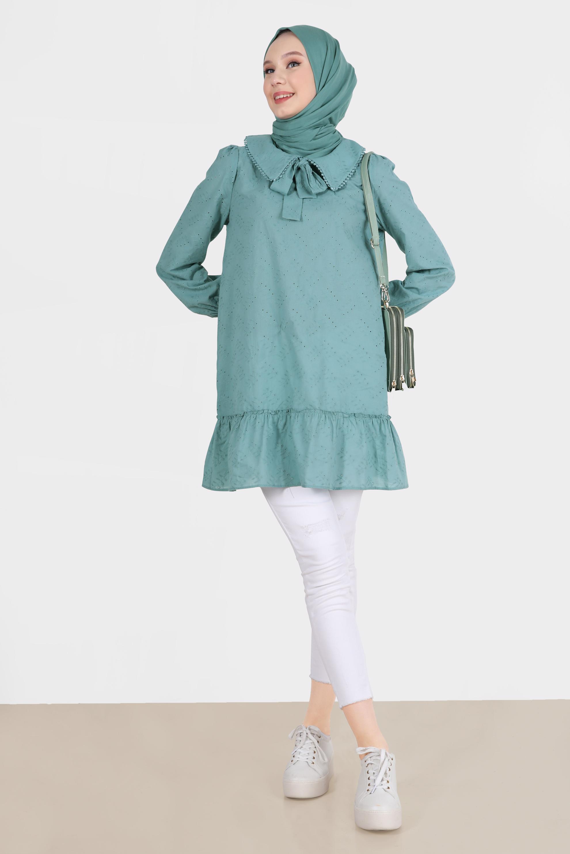 Tesettür giyim MAVİ YAKA DETAYLI FİSTOLU PAMUKLU TUNİK 42684 