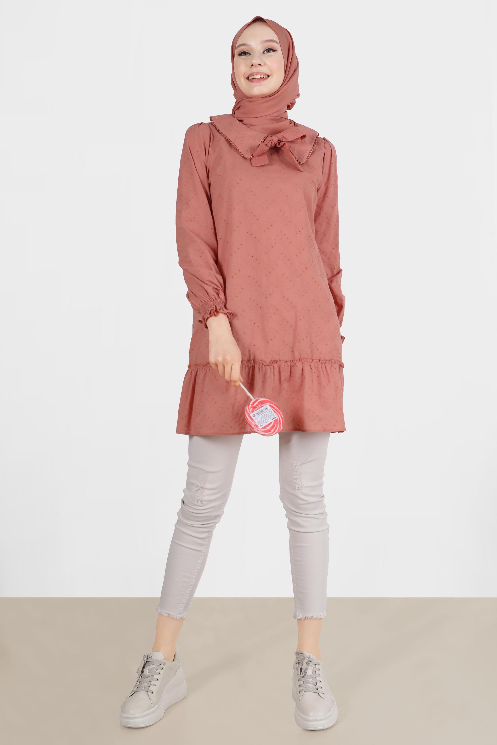 Tesettür giyim PEMBE YAKA DETAYLI FİSTOLU PAMUKLU TUNİK 42684 