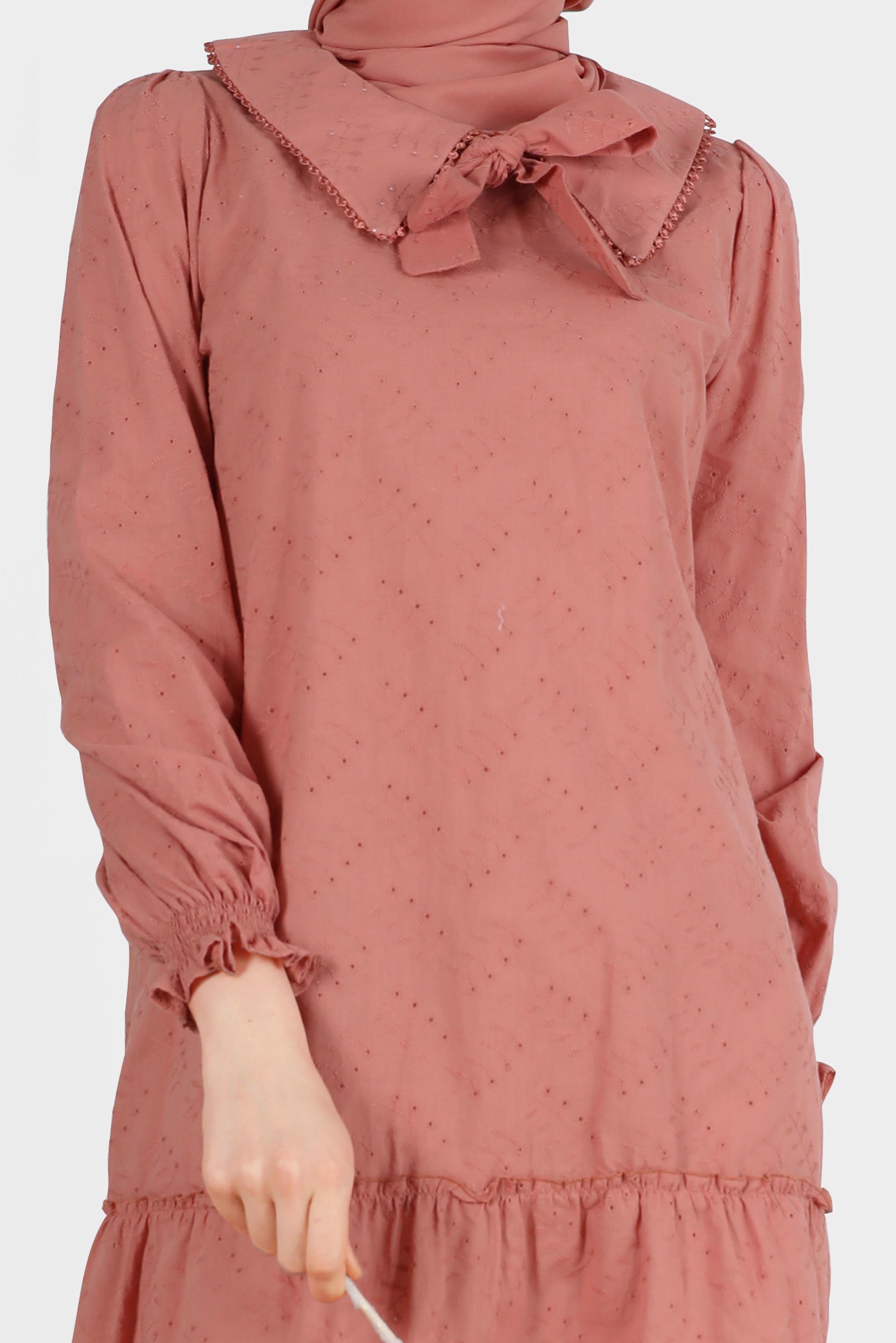 Tesettür giyim PEMBE YAKA DETAYLI FİSTOLU PAMUKLU TUNİK 42684 