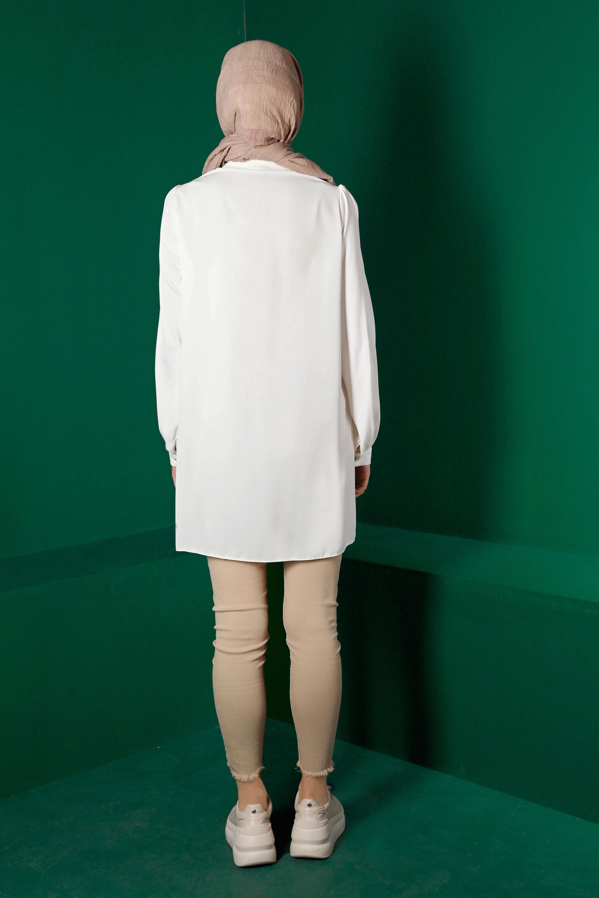 Tesettür giyim BEYAZ BAĞLAMA DETAYLI NAKIŞLI TUNİK 42691