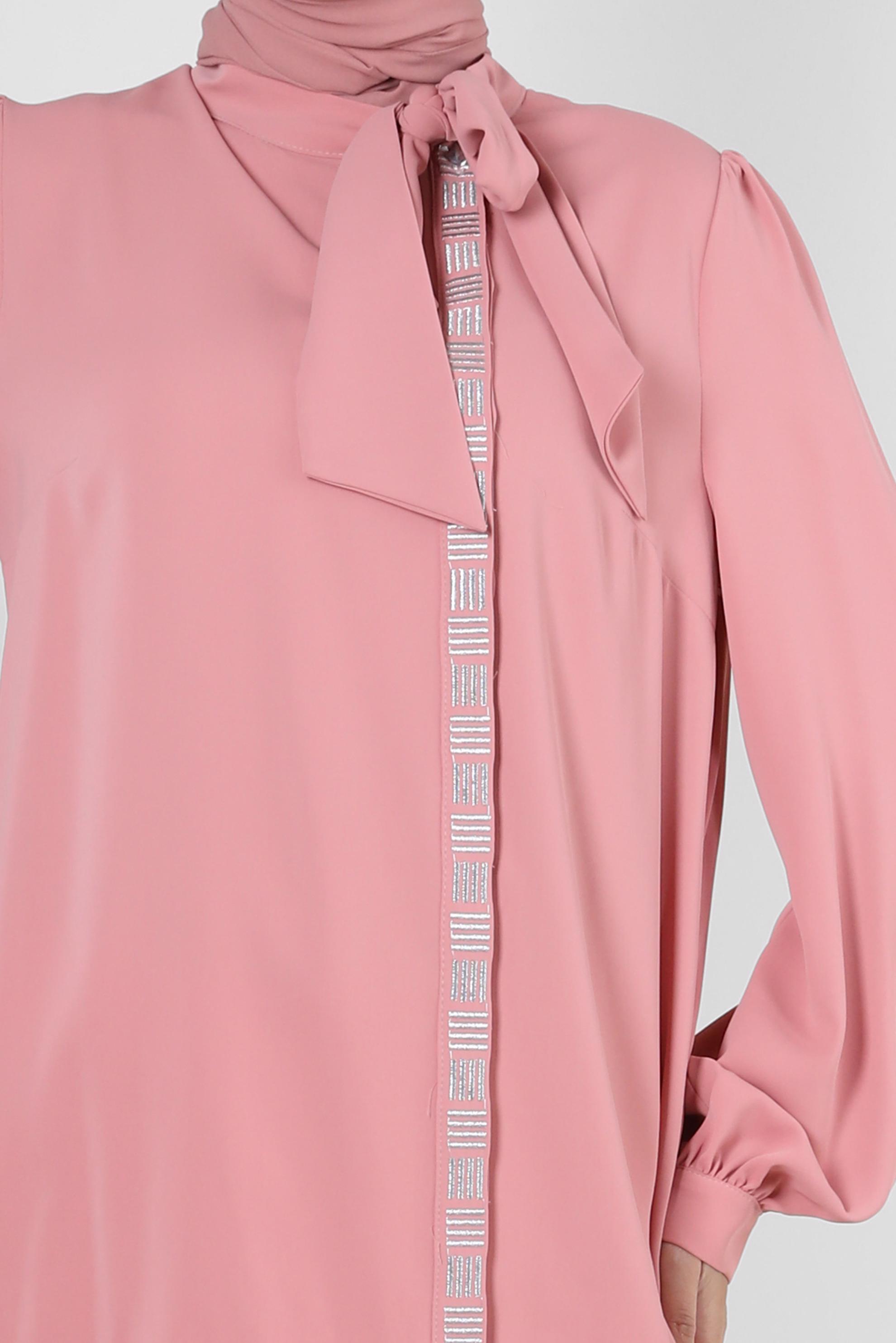 Tesettür giyim PUDRA BAĞLAMA DETAYLI NAKIŞLI TUNİK 42691