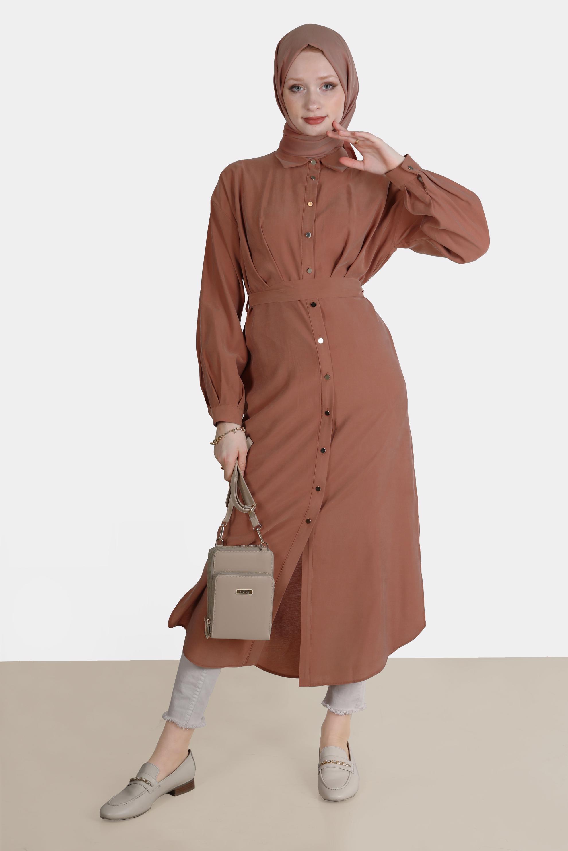 Tesettür giyim TURUNCU PİLE DETAYLI KUŞAKLI TUNİK 42702 