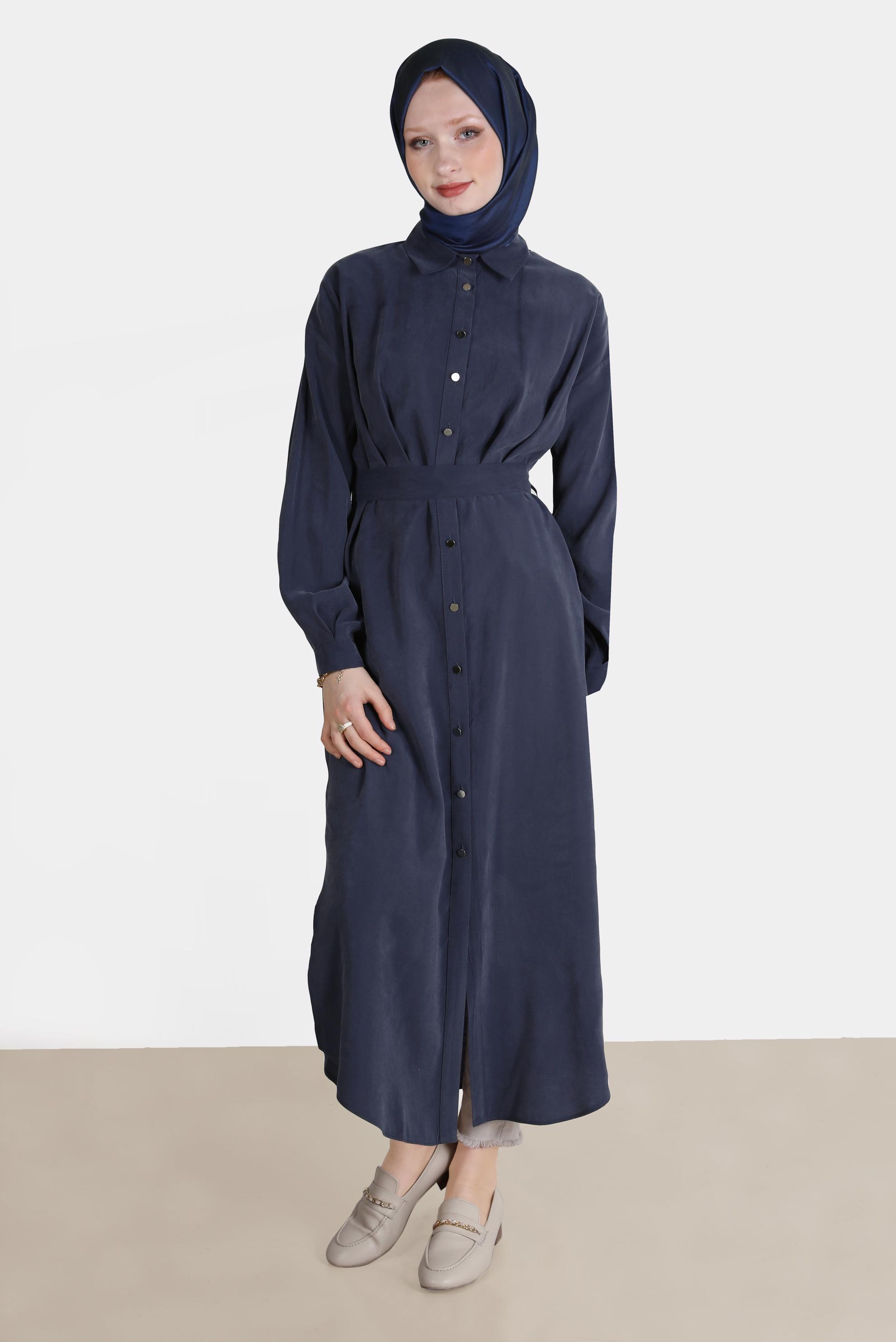 Tesettür giyim LACİVERT PİLE DETAYLI KUŞAKLI TUNİK 42702 