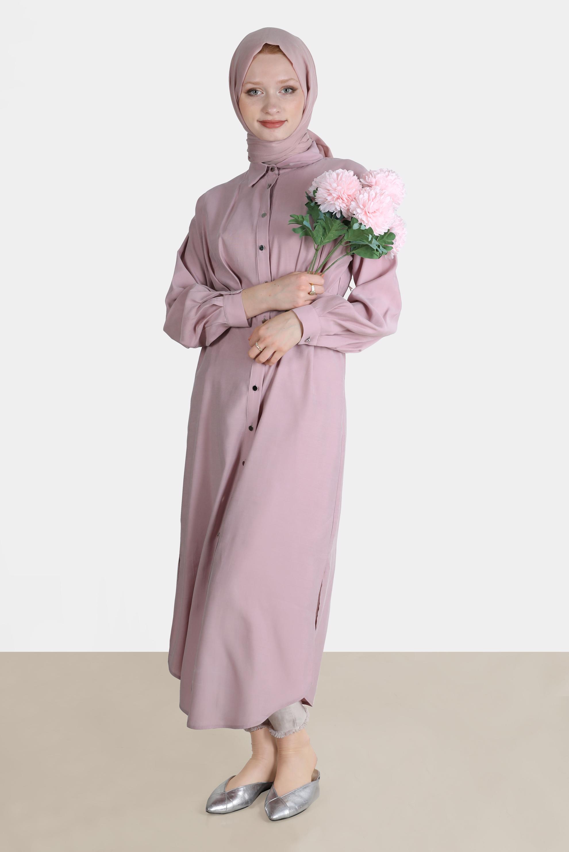 Tesettür giyim PUDRA PİLE DETAYLI KUŞAKLI TUNİK 42702 