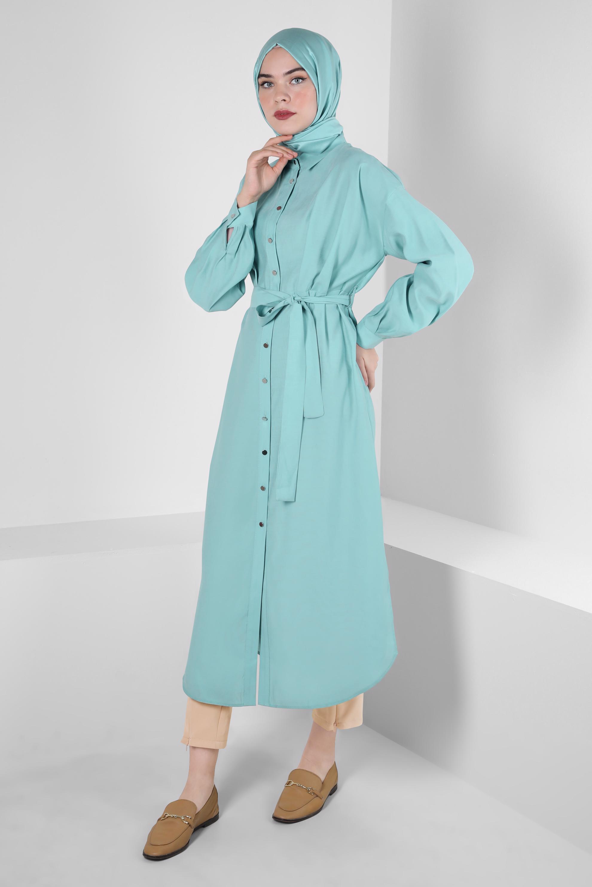 Tesettür giyim MAVİ PİLE DETAYLI KUŞAKLI TUNİK 42702 