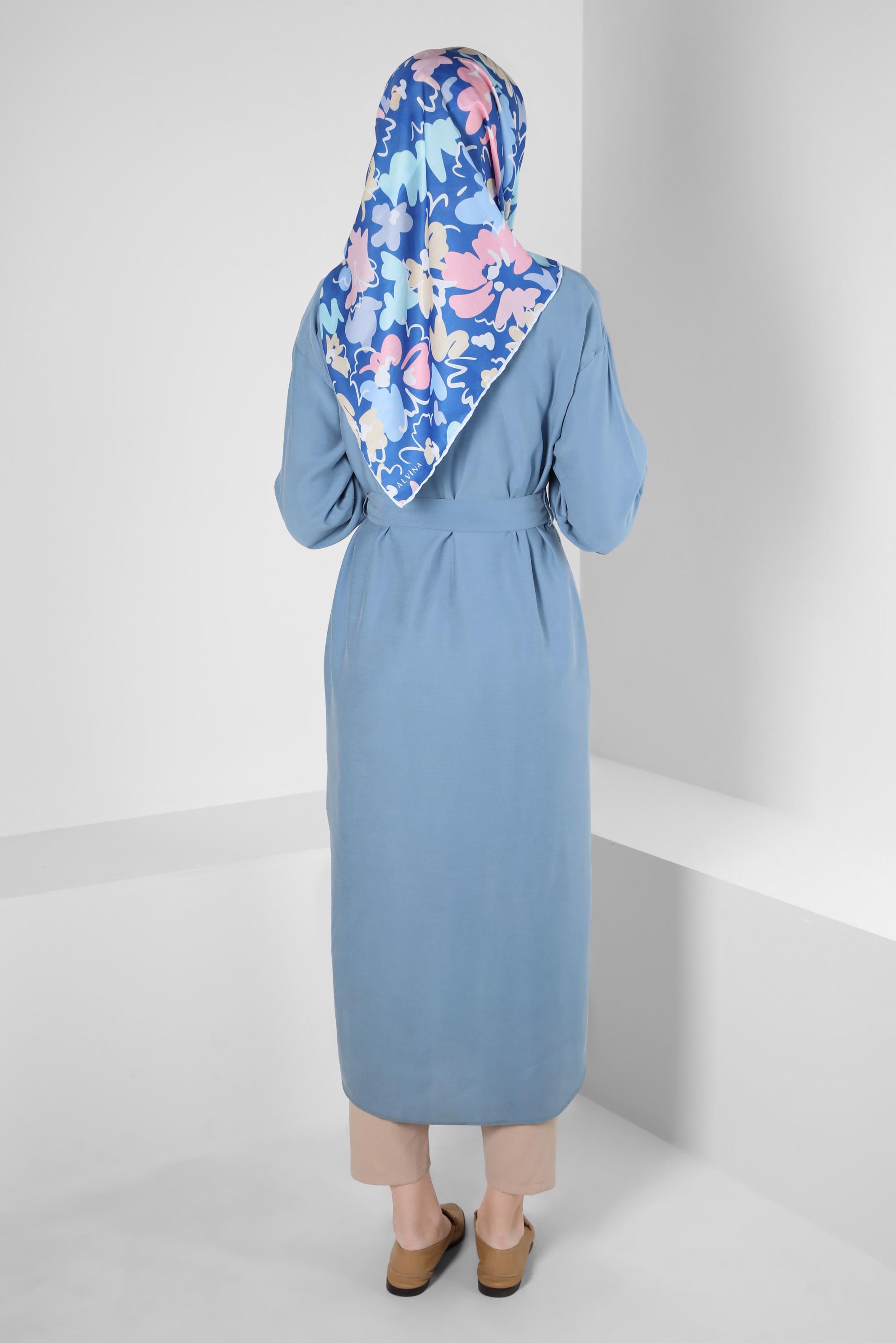 Tesettür giyim MAVİ PİLE DETAYLI KUŞAKLI TUNİK 42702 