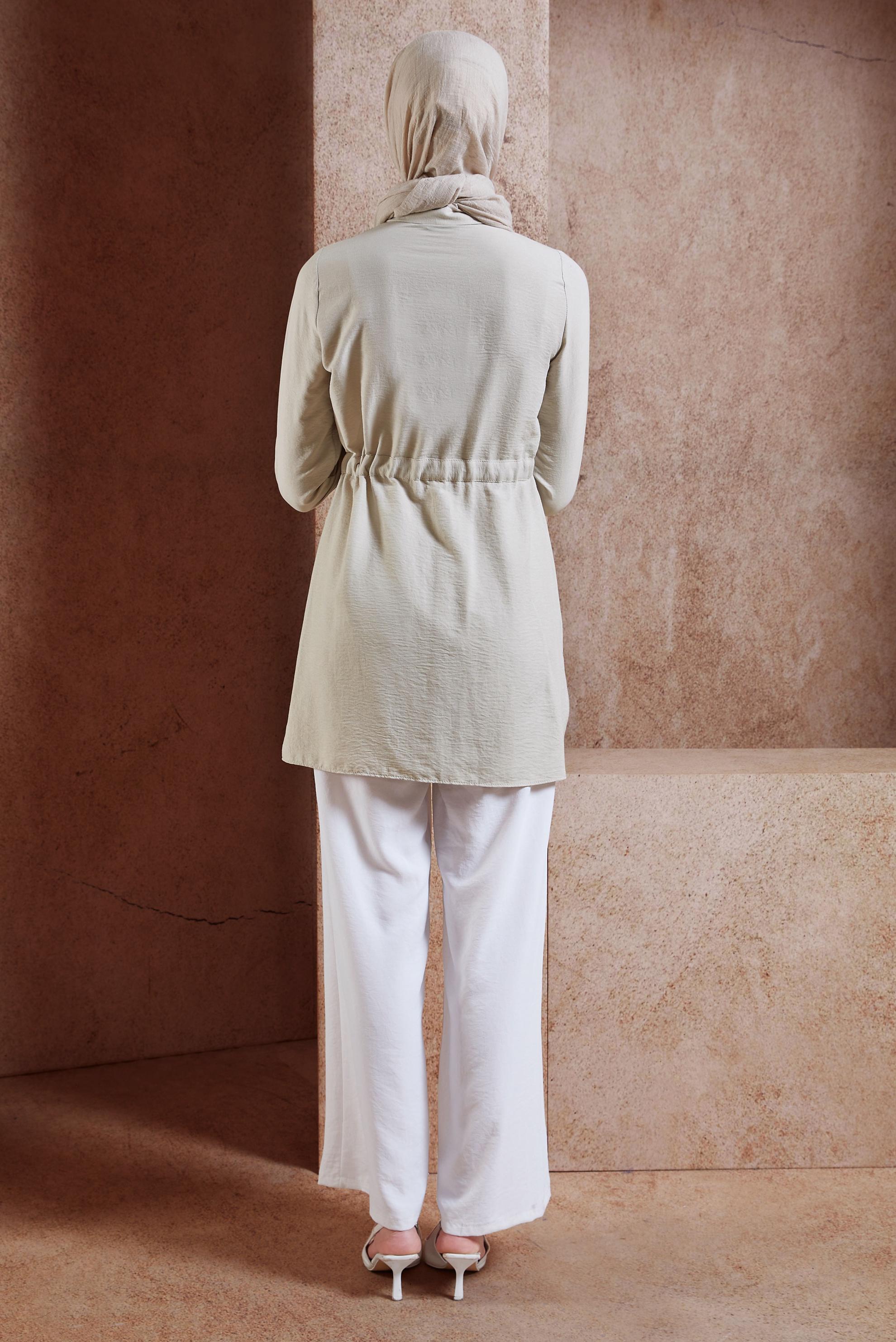 Tesettür giyim BEJ BELİ BÜZGÜLÜ TUNİK 42734