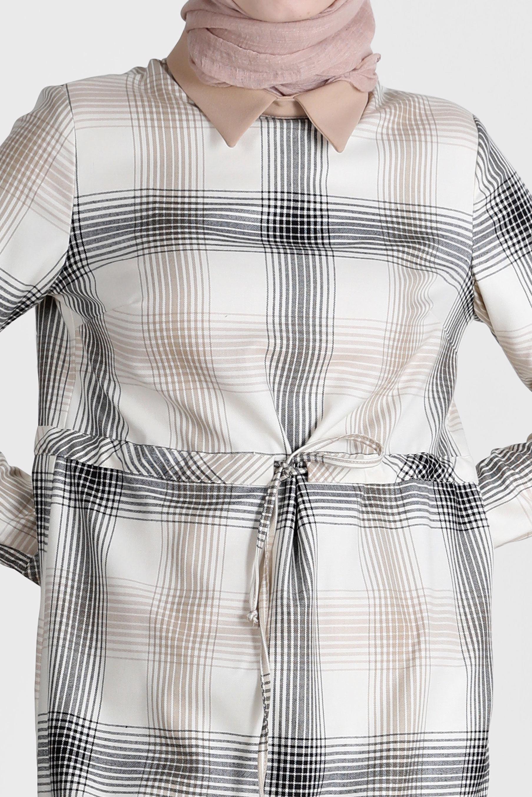 Tesettür giyim BEJ BELİ BÜZGÜLÜ EKOSE DESEN TUNİK 42738