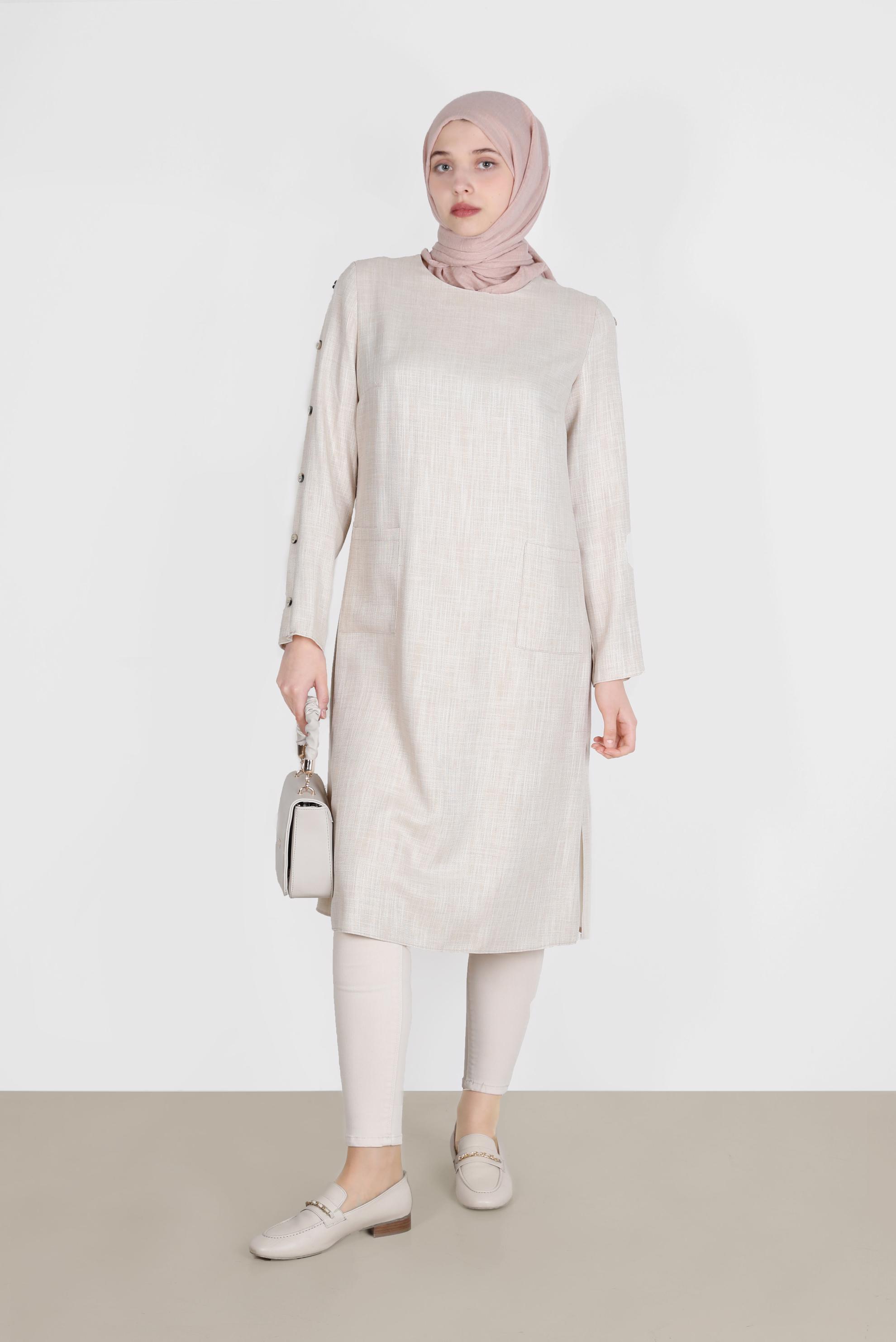 Tesettür giyim BEJ KOLLARI DÜĞME DETAYLI TUNİK 42745 