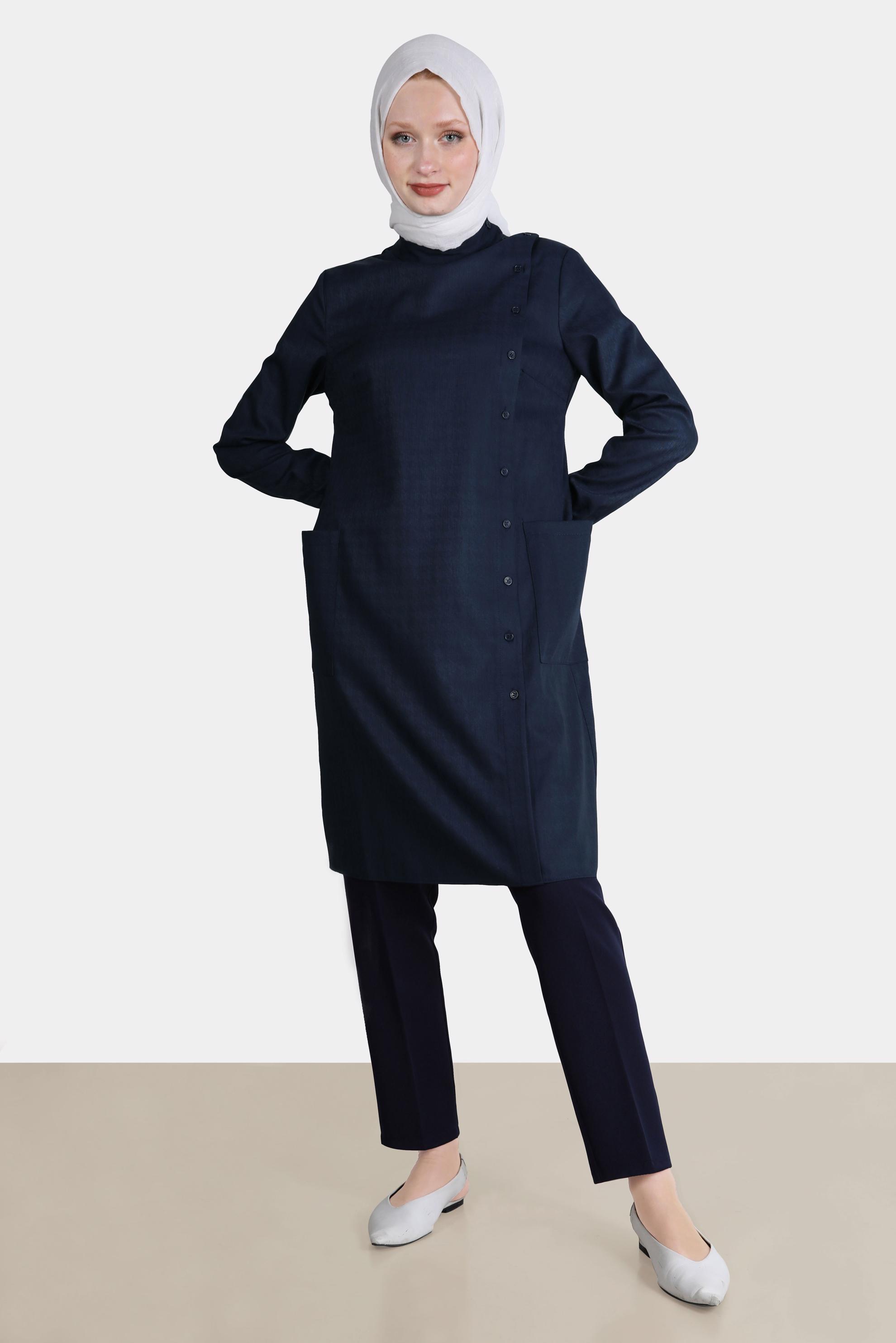 Tesettür giyim LACİVERT KAZAYAĞI DESENLİ DÜĞMELİ TUNİK 42746 