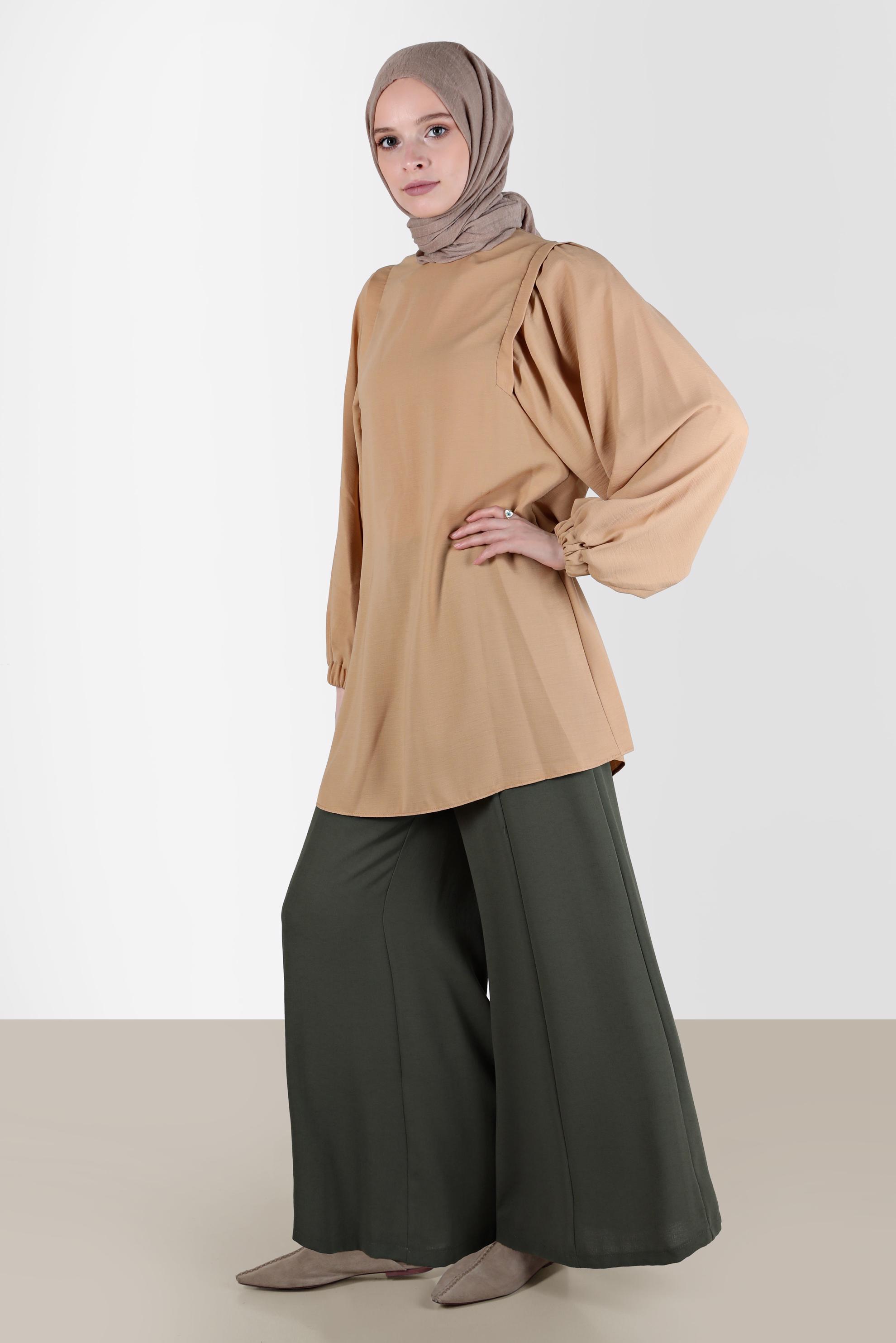 Tesettür giyim BEJ MANŞETLERİ LASTİKLİ BALON KOL TUNİK 42754 