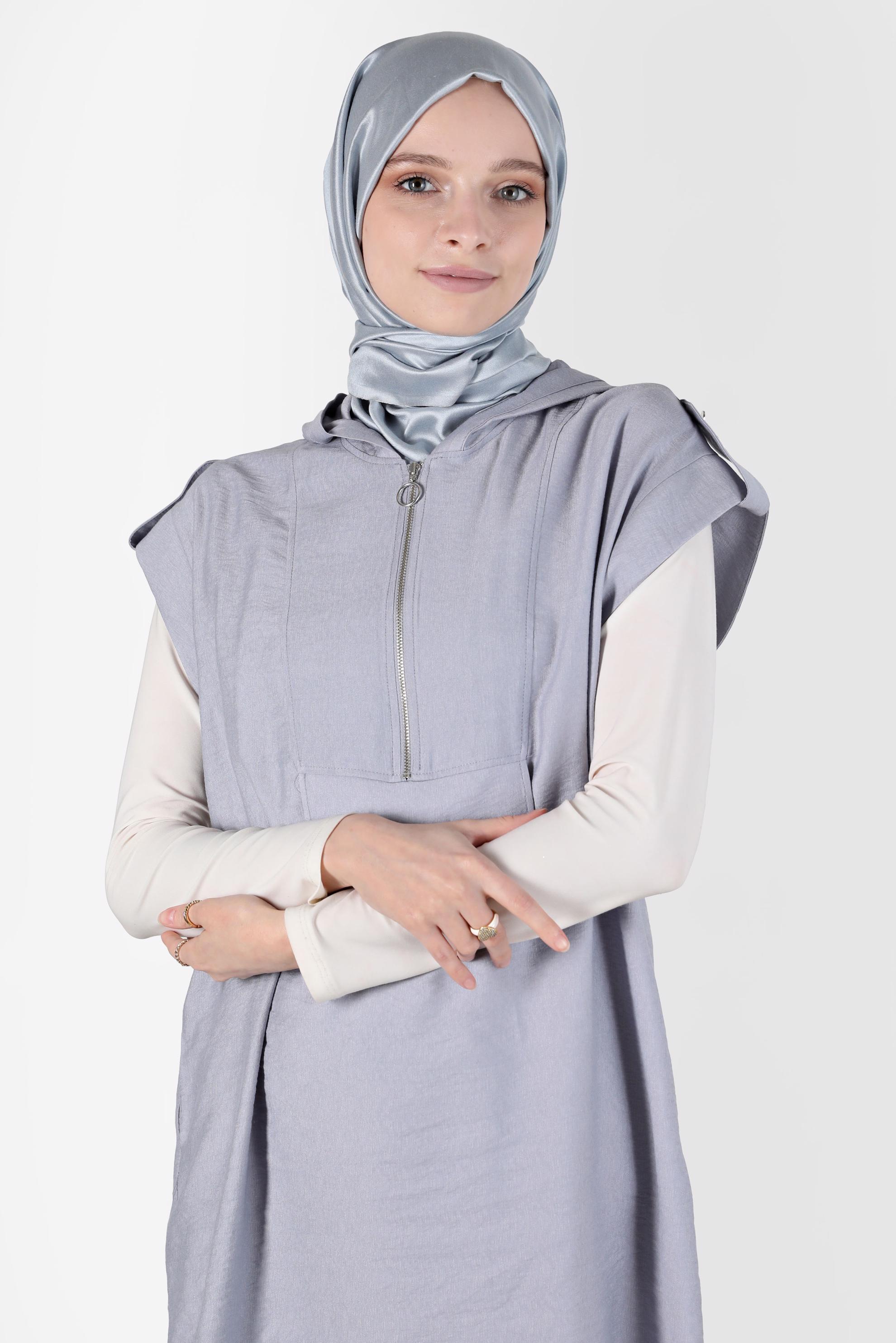Tesettür giyim GRİ KISA KOLLU KAPÜŞONLU TUNİK 42767 