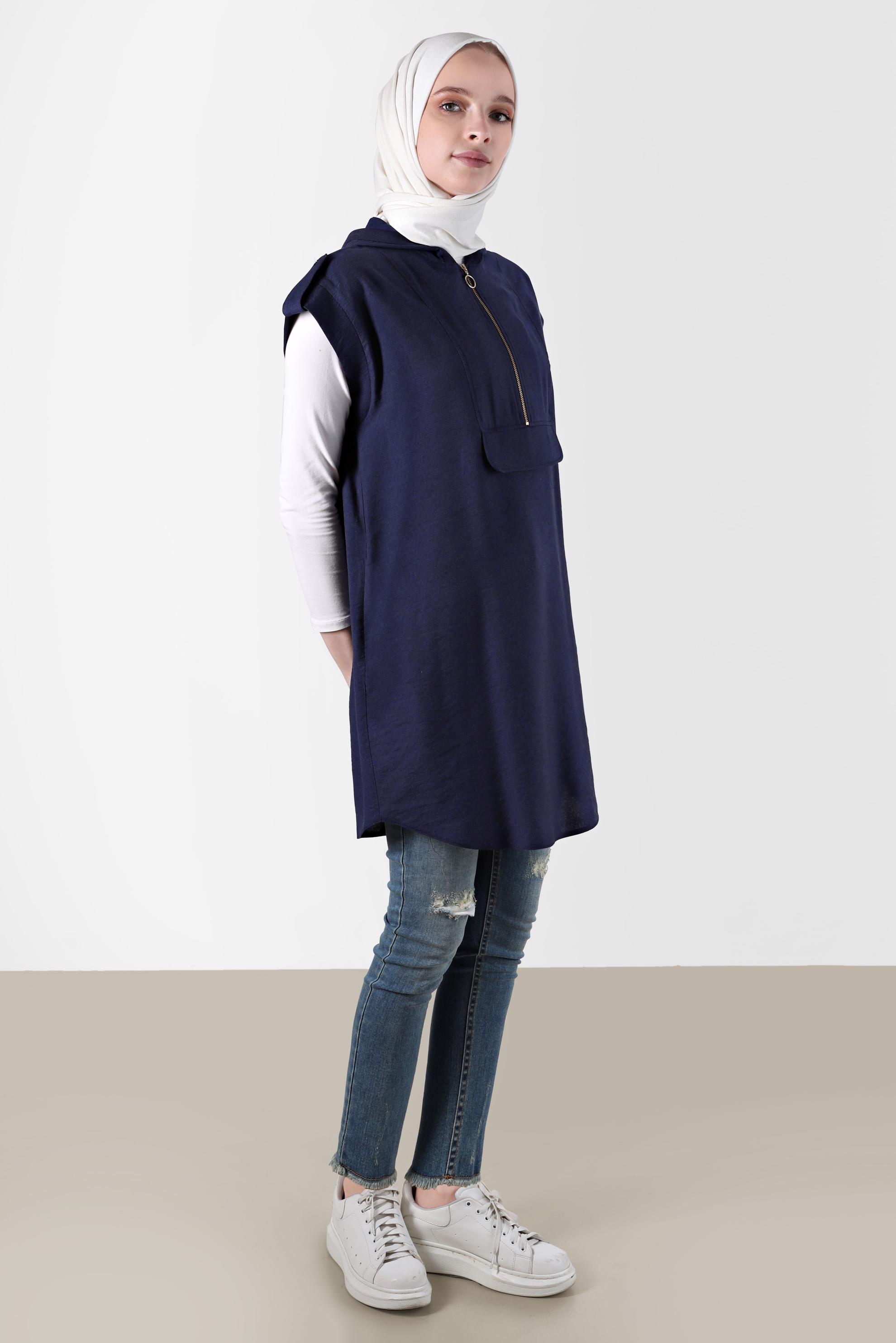 Tesettür giyim LACİVERT KISA KOLLU KAPÜŞONLU TUNİK 42767 