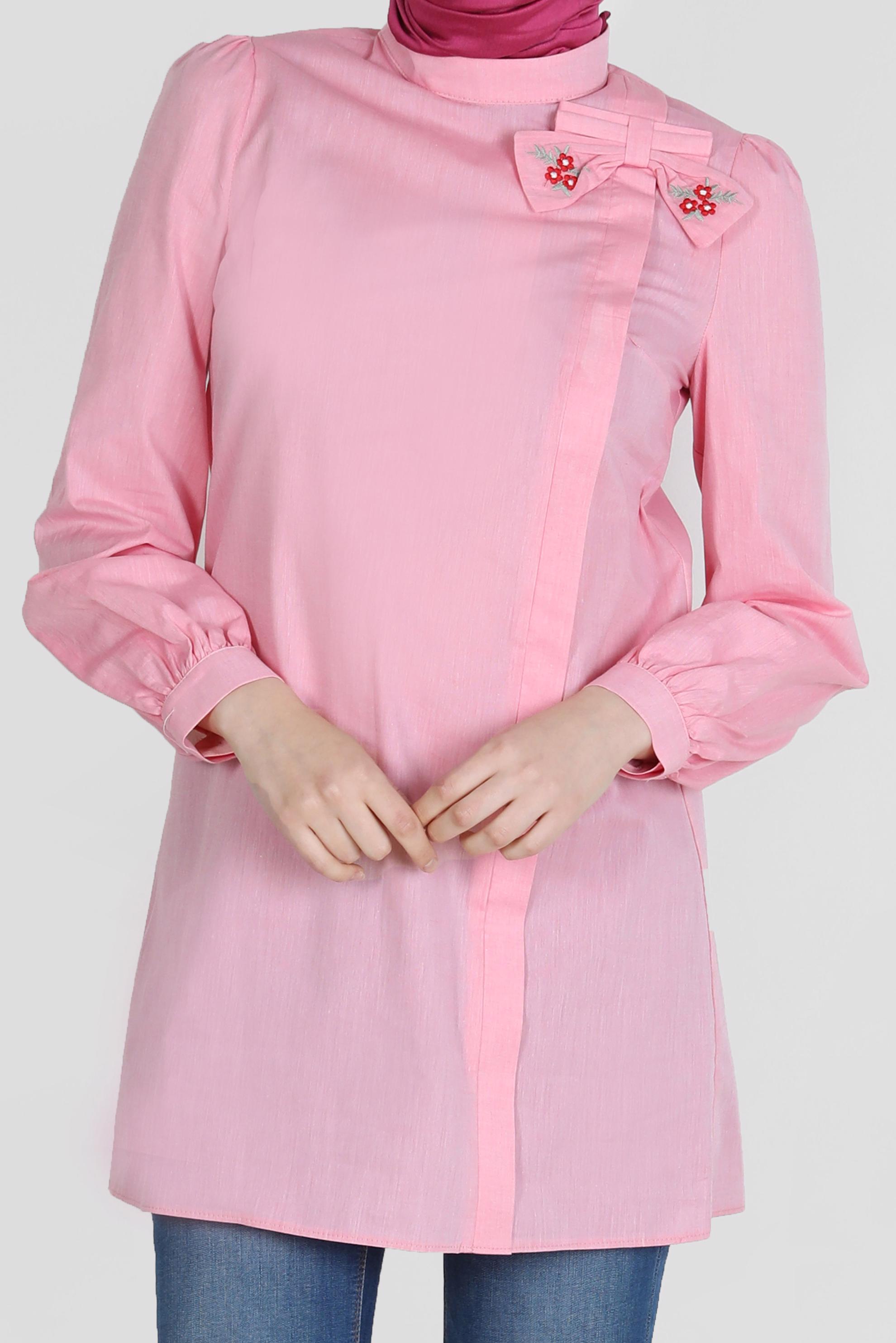 Tesettür giyim KIRMIZI NAKIŞLI FİYONK DETAYLI TUNİK 42780 