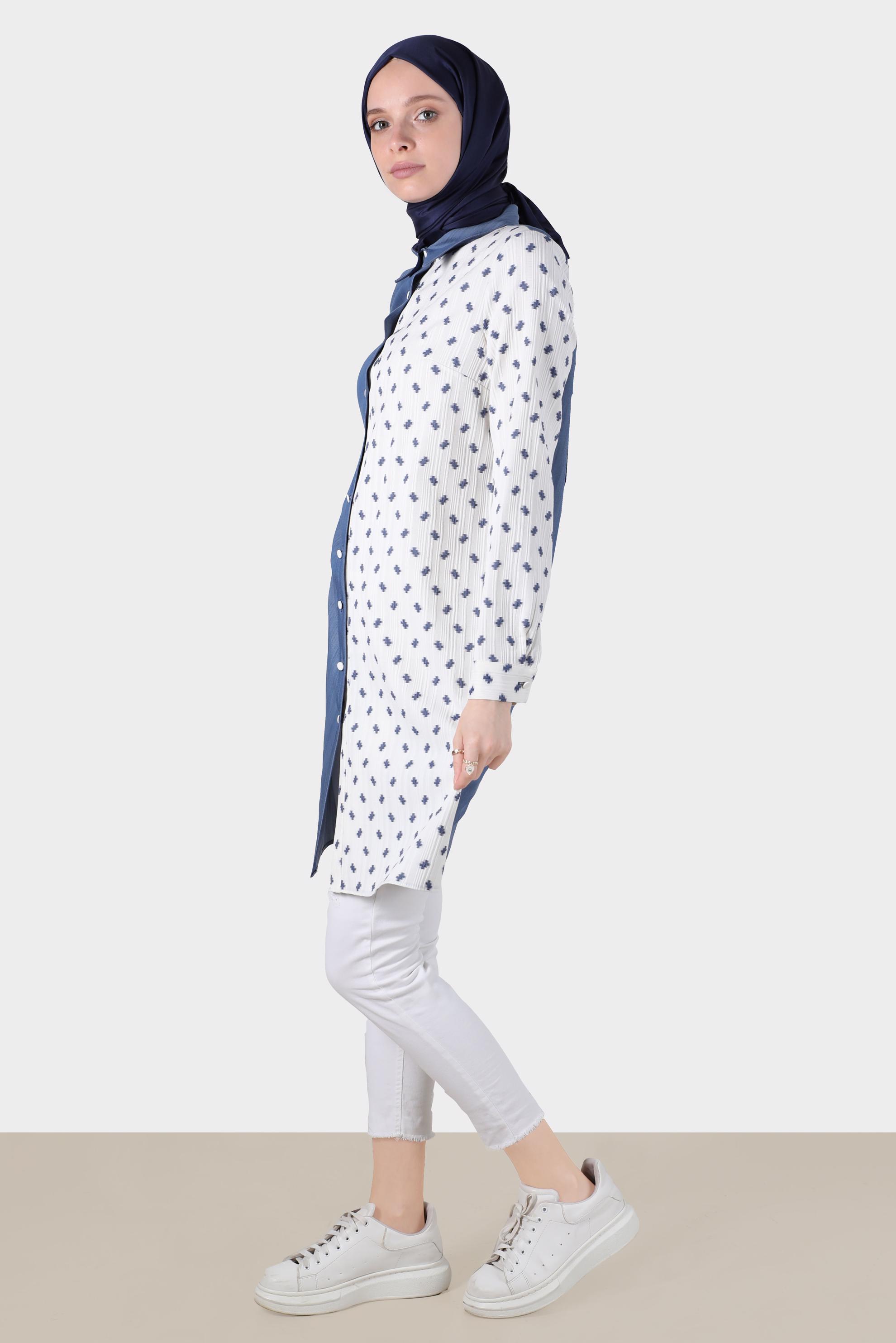 Tesettür giyim LACİVERT DESENLİ DÜĞMELİ TUNİK 42781 