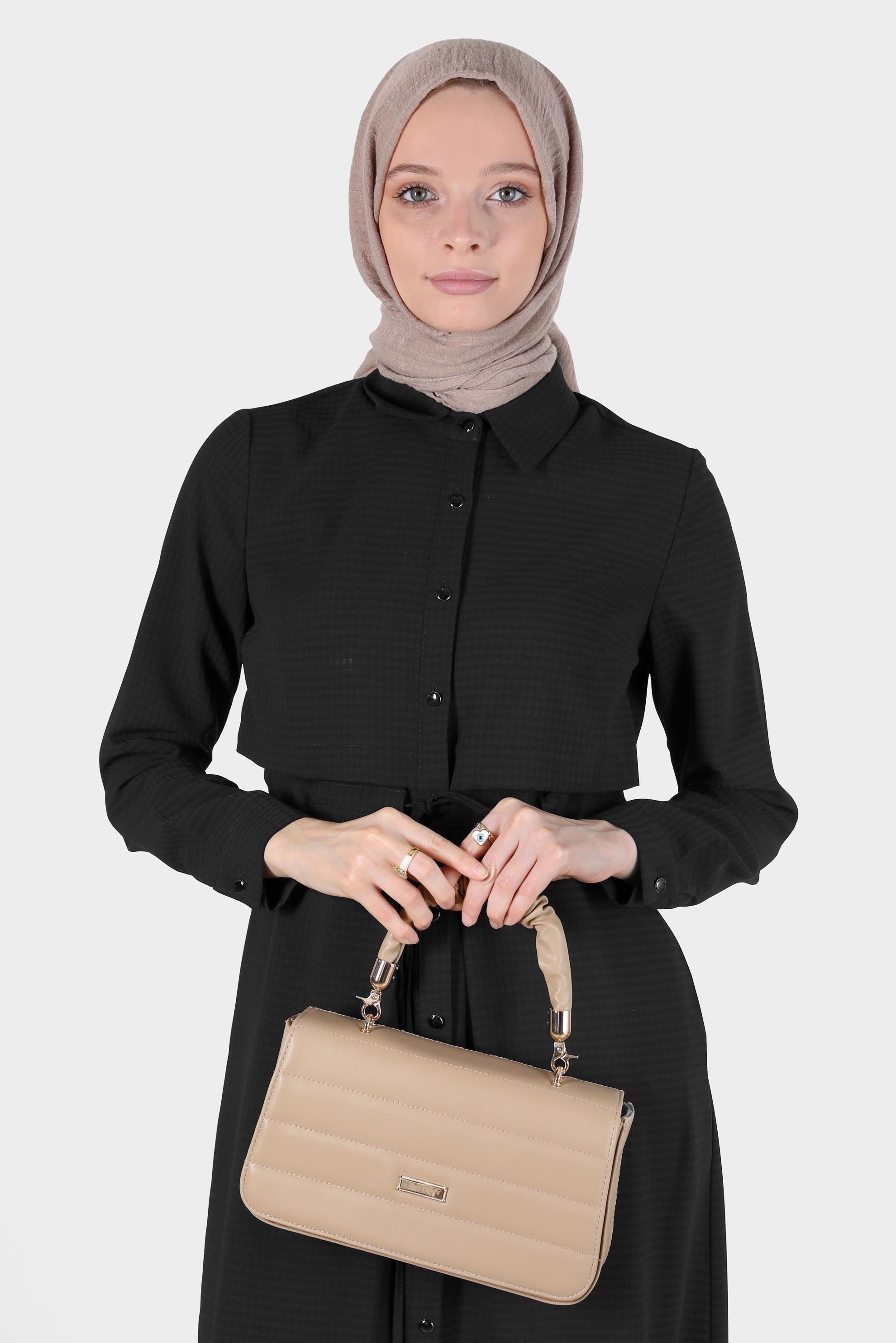 Tesettür giyim SİYAH BELİ BÜZGÜLÜ TUNİK 42785-1