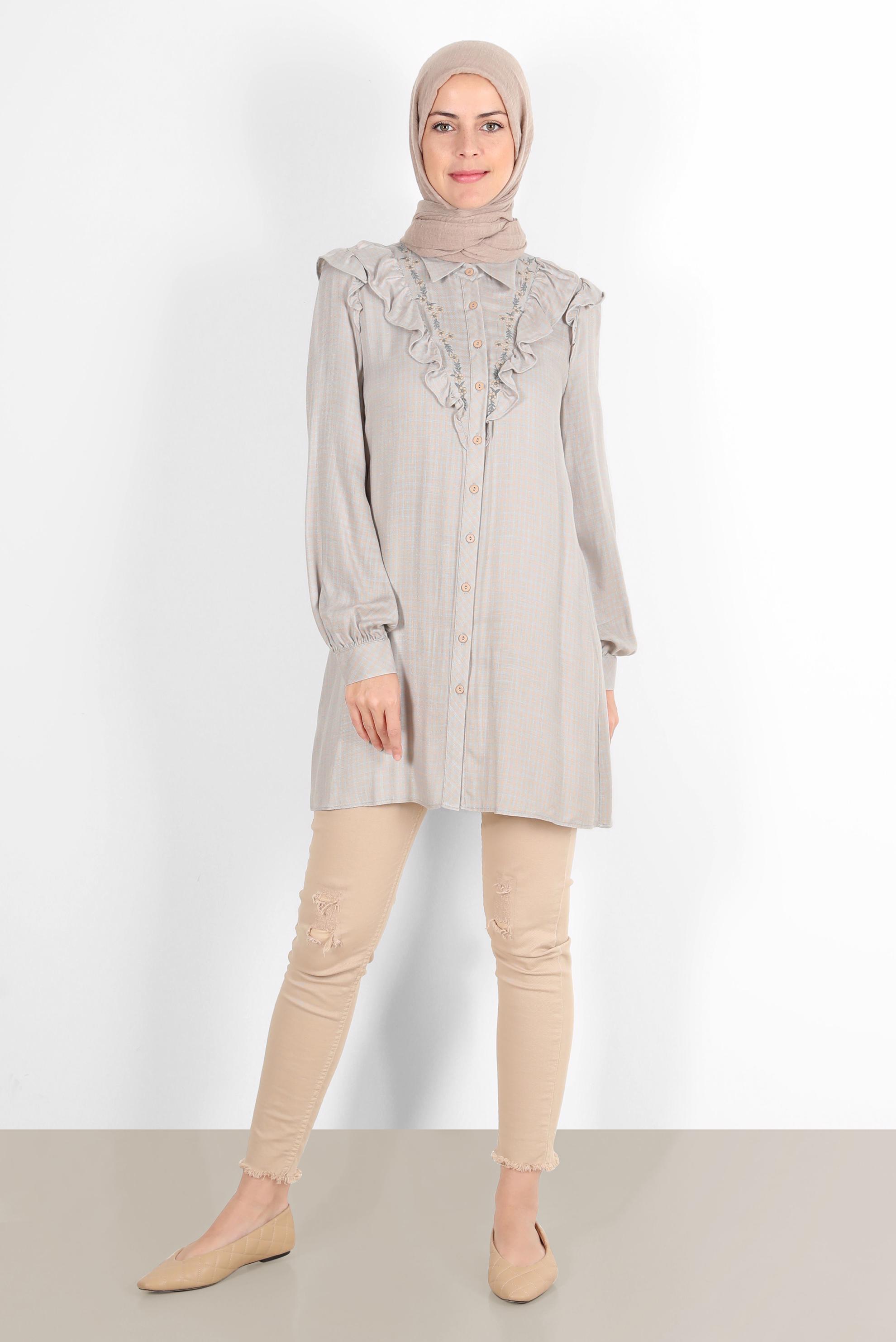 Tesettür giyim BEJ KENDİNDEN DESENLİ NAKIŞLI FIRFIRLI TUNİK 42787 