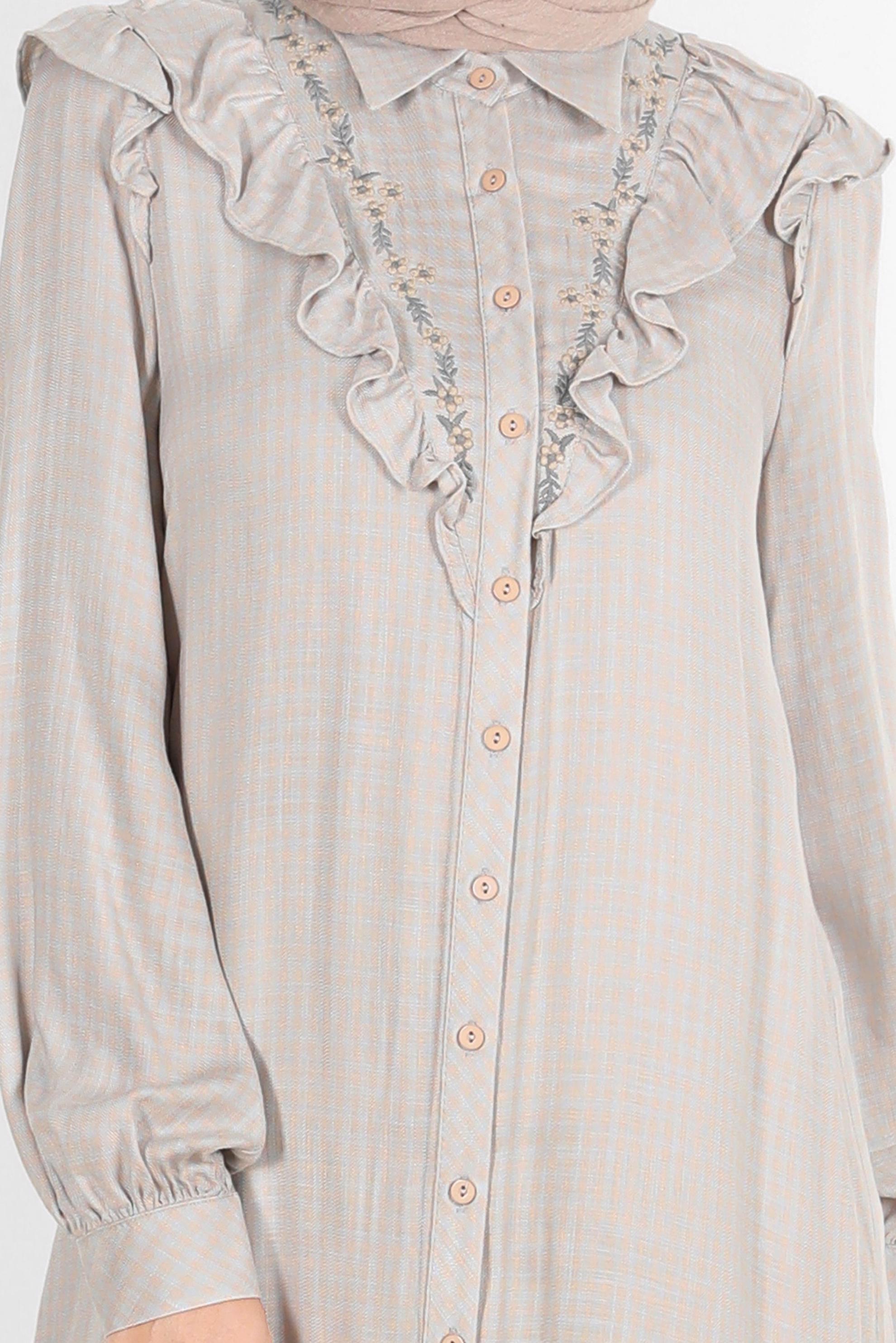 Tesettür giyim BEJ KENDİNDEN DESENLİ NAKIŞLI FIRFIRLI TUNİK 42787 