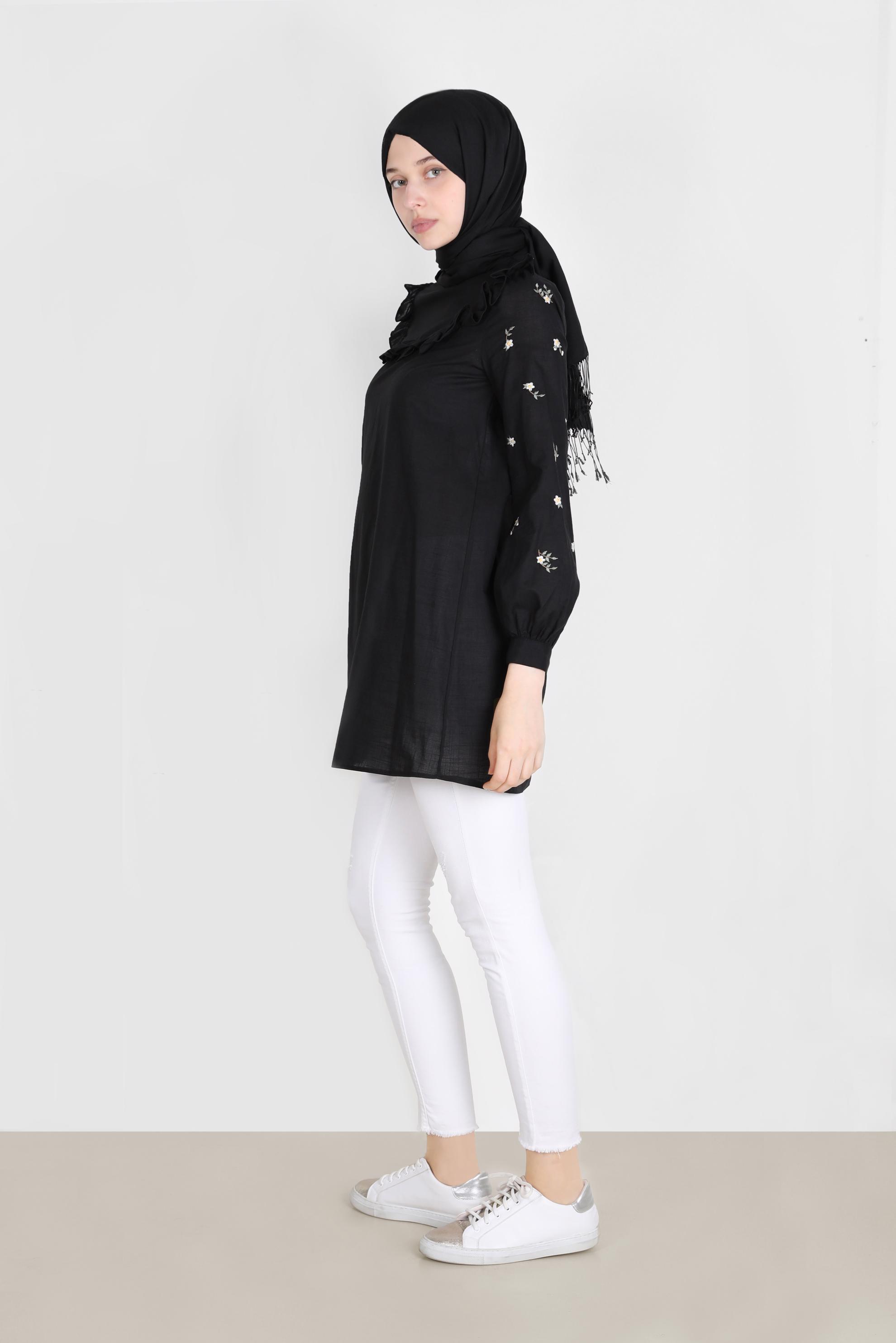 Tesettür giyim SİYAH KOLLARI ÇİÇEKLİ FIRFIRLI TUNİK 42788 