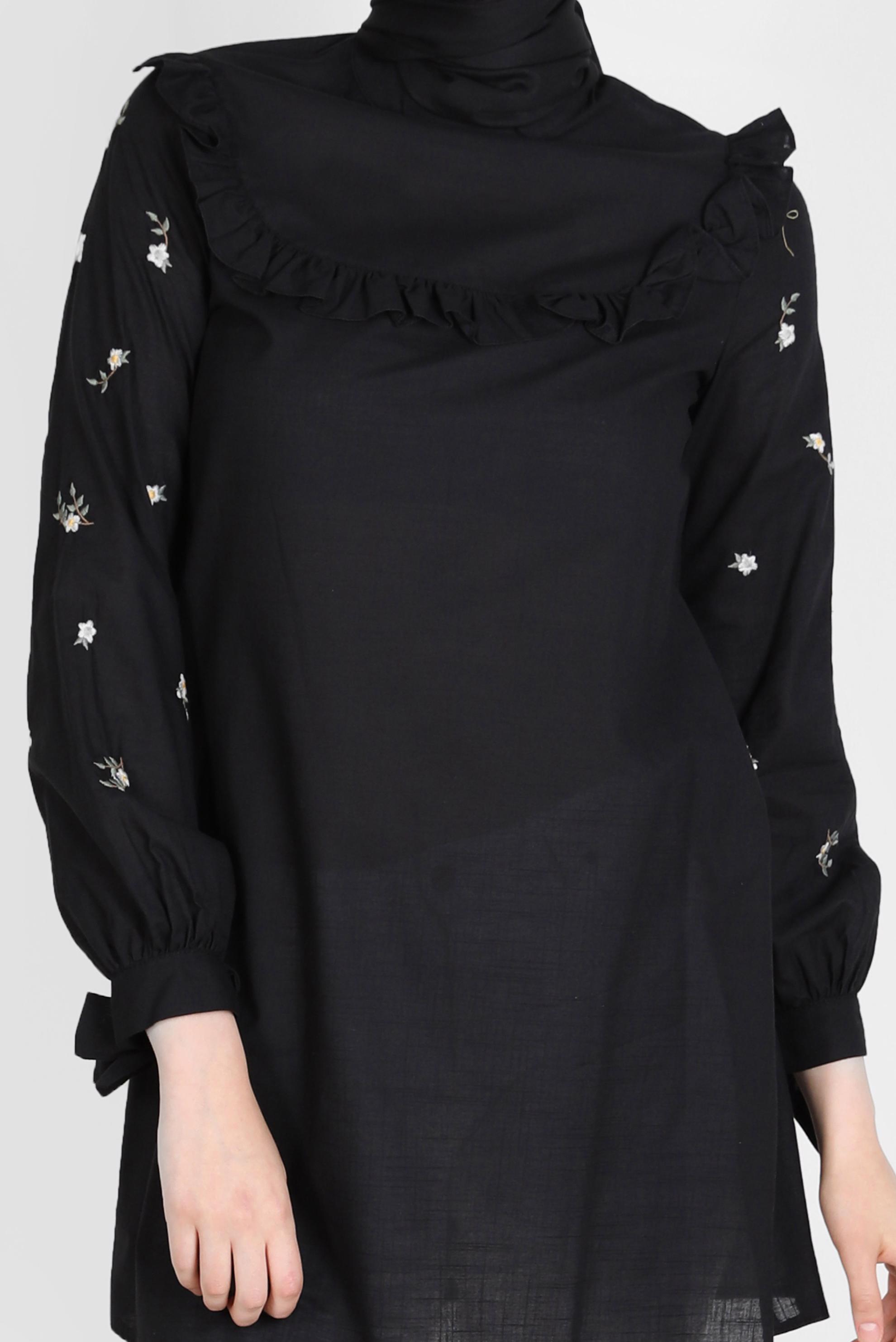 Tesettür giyim SİYAH KOLLARI ÇİÇEKLİ FIRFIRLI TUNİK 42788 